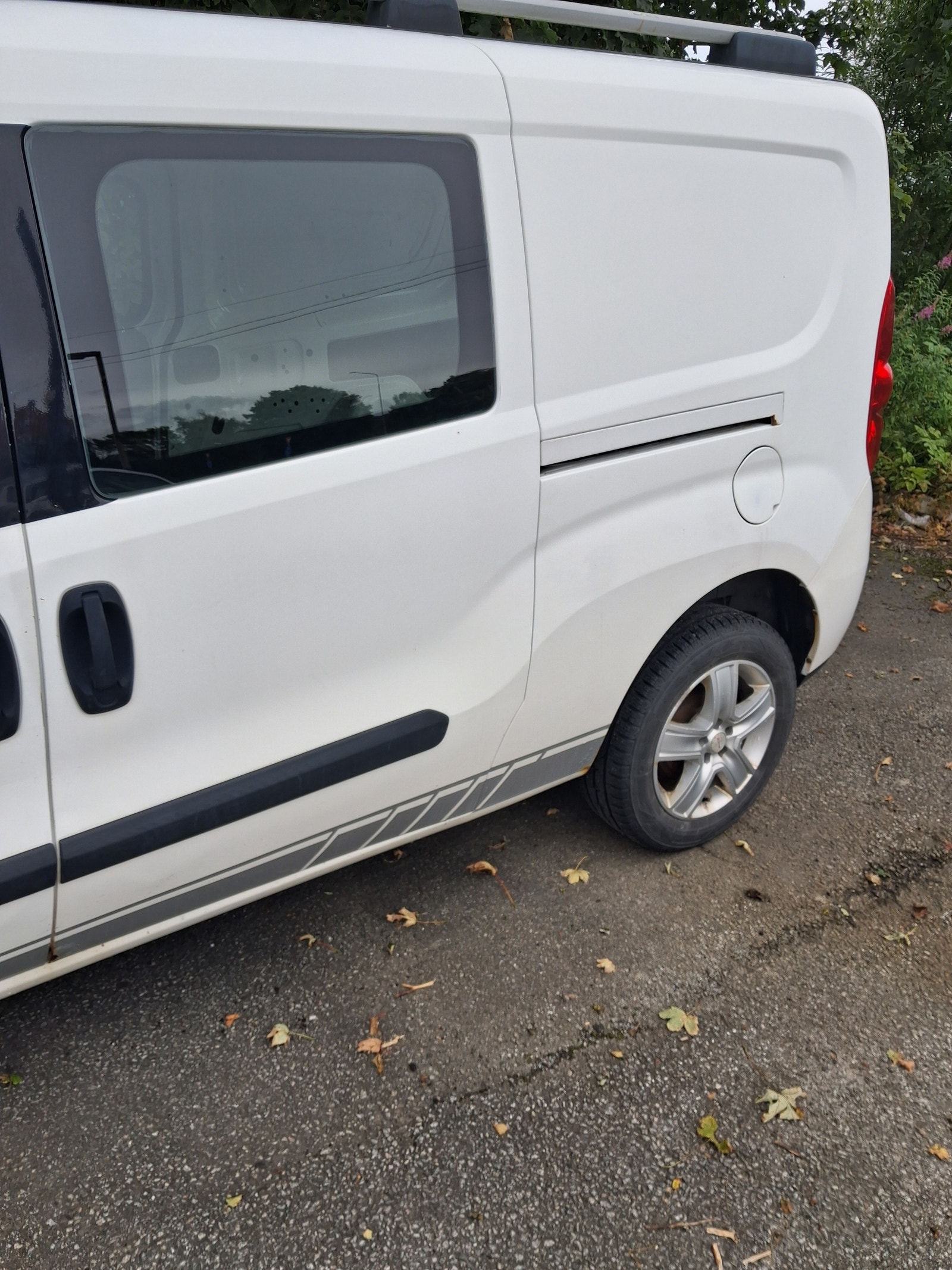 Opel Combo Van 2.4t 1.6 CDTI ecoFLEX S/S Manuell, 105hk, 2012