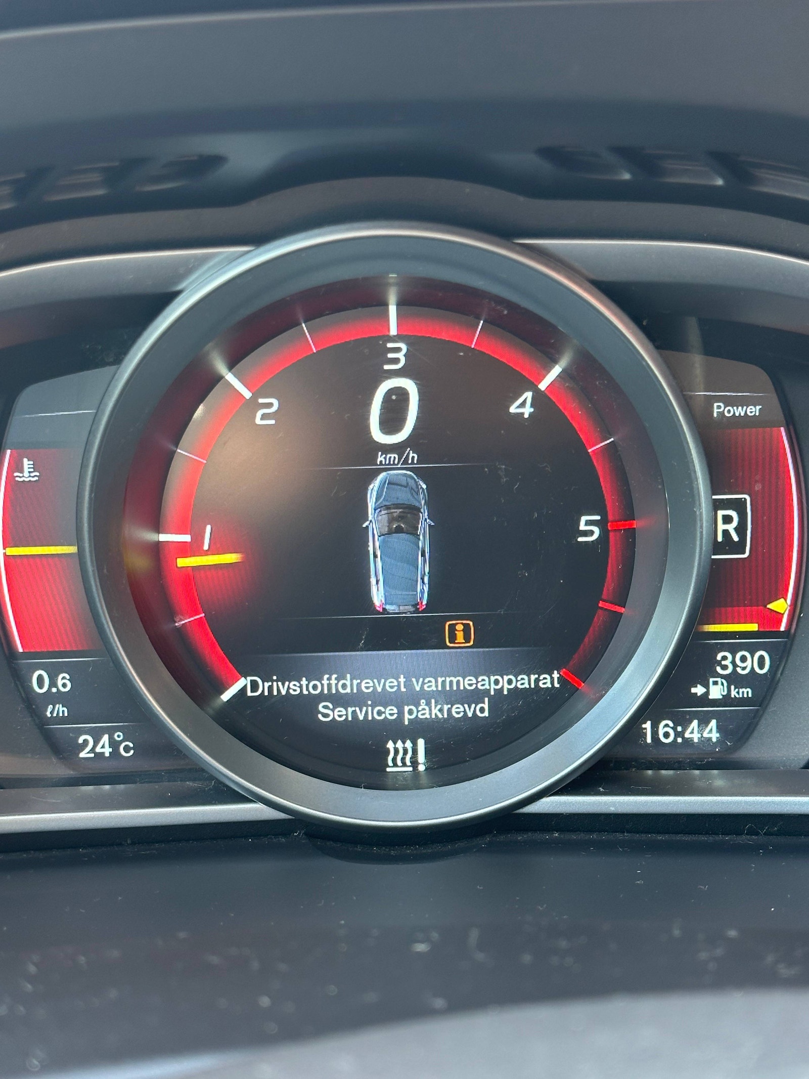 Volvo V40 D2 Manual, 6-trins, 115ps, 2015