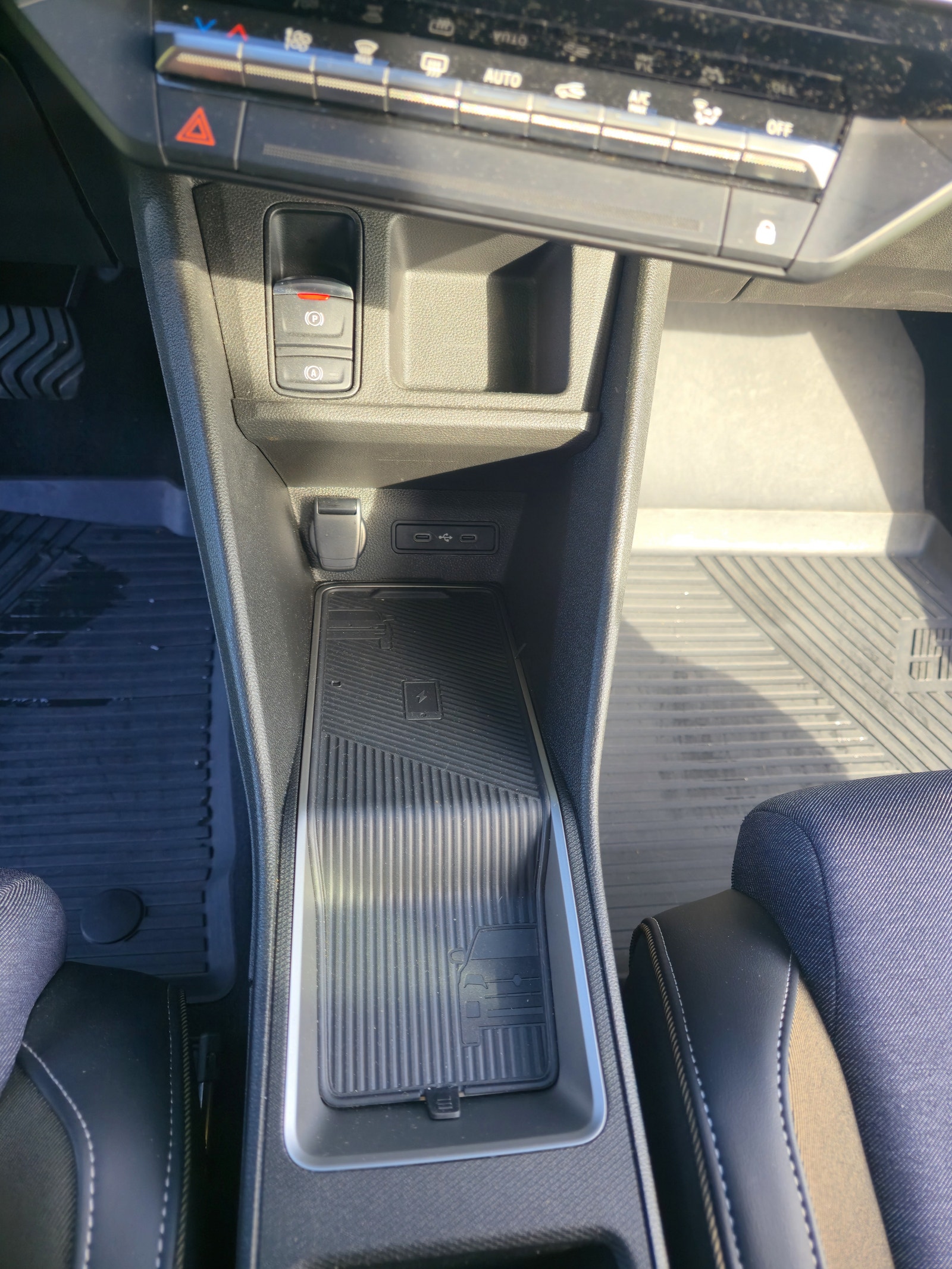 Renault 5 E-Tech 52 kWh, 150ps, 2025