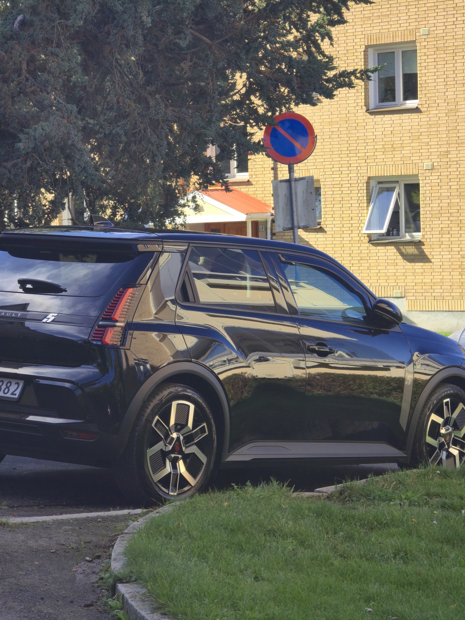 Renault 5 E-Tech 52 kWh, 150ps, 2025