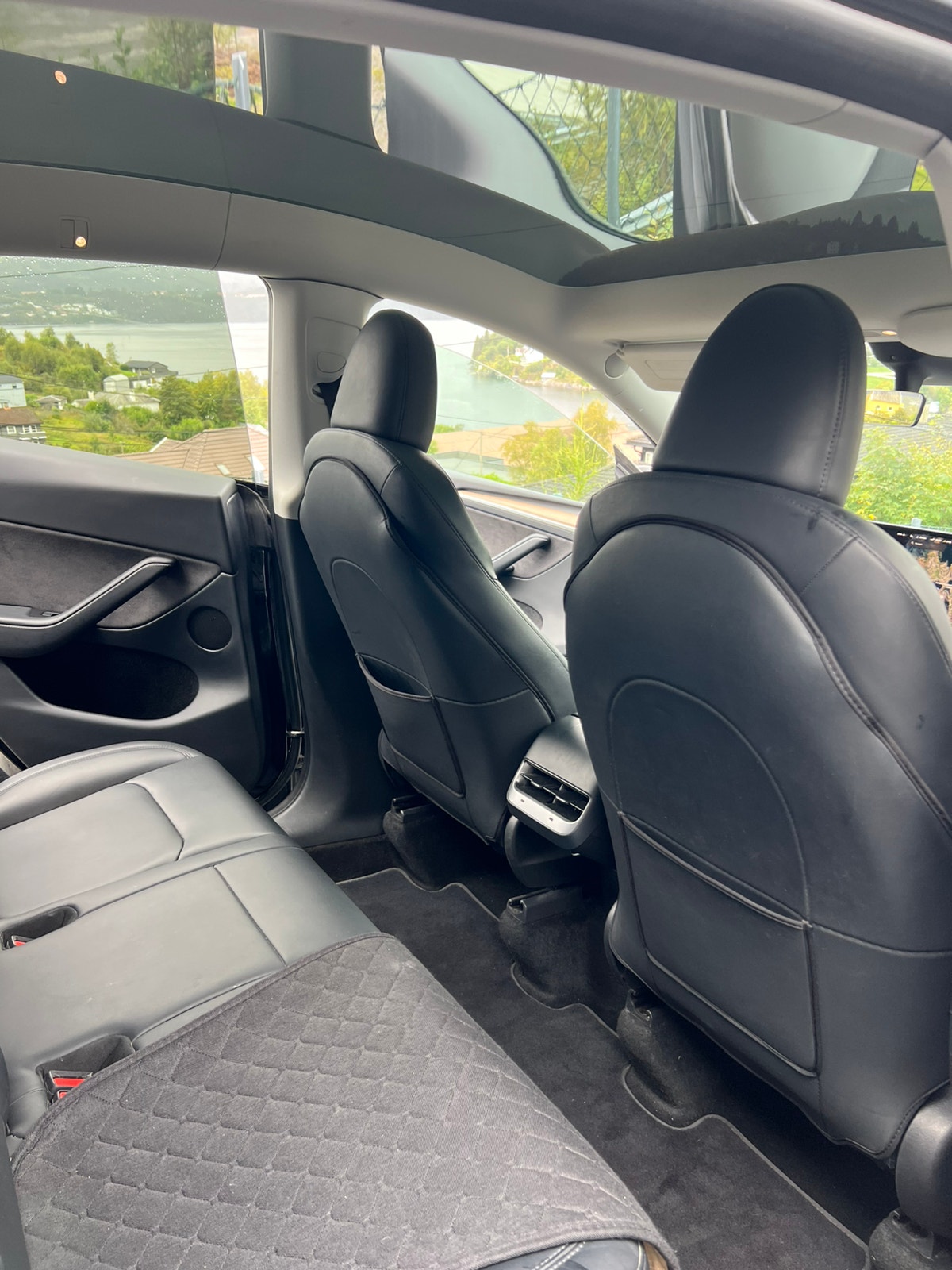 Tesla Model Y Performance, 534hp, 2023