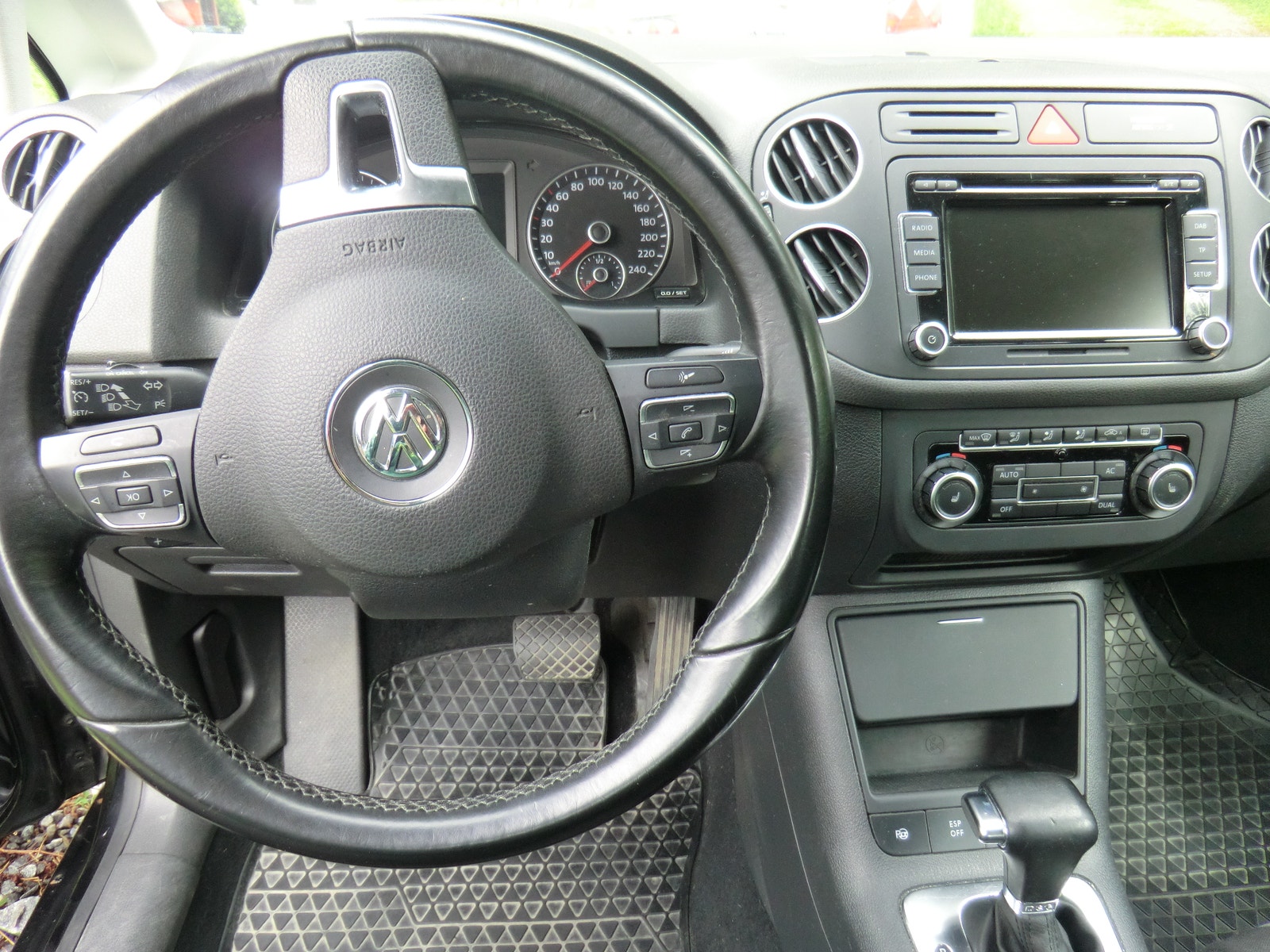 Volkswagen Golf Plus 2.0 TDI DPF DSG Sequential, 110hp, 2009