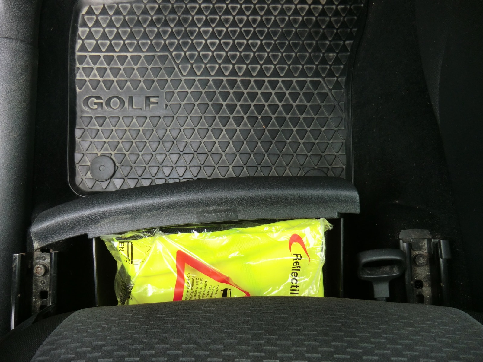 Volkswagen Golf Plus 2.0 TDI DPF DSG Sequential, 110hp, 2009