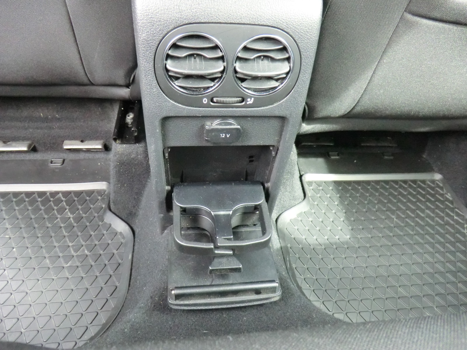Volkswagen Golf Plus 2.0 TDI DPF DSG Sequential, 110hp, 2009