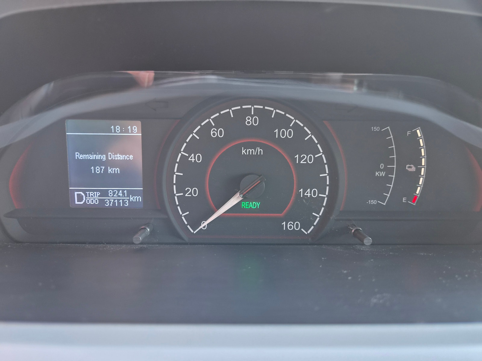 Maxus EV80 56 kWh, 136ps, 2021
