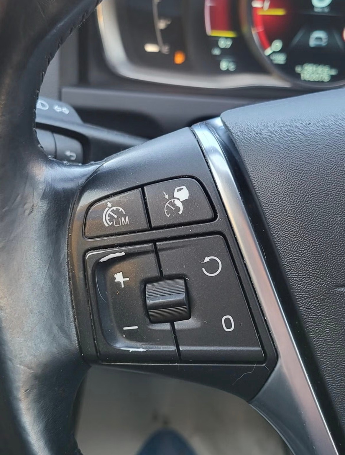 Volvo V60 D2 Powershift, 115hp, 2014