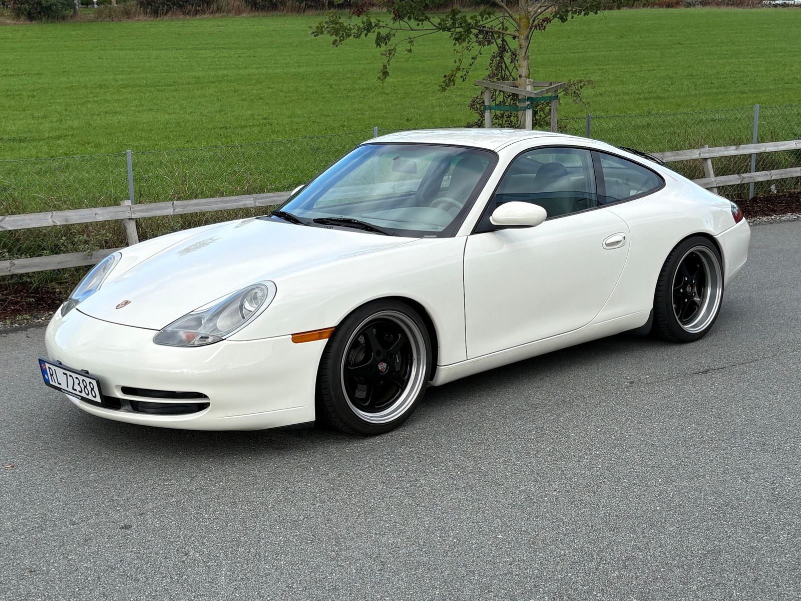 Porsche 911 Carrera TipTronic S, 300hp, 2000