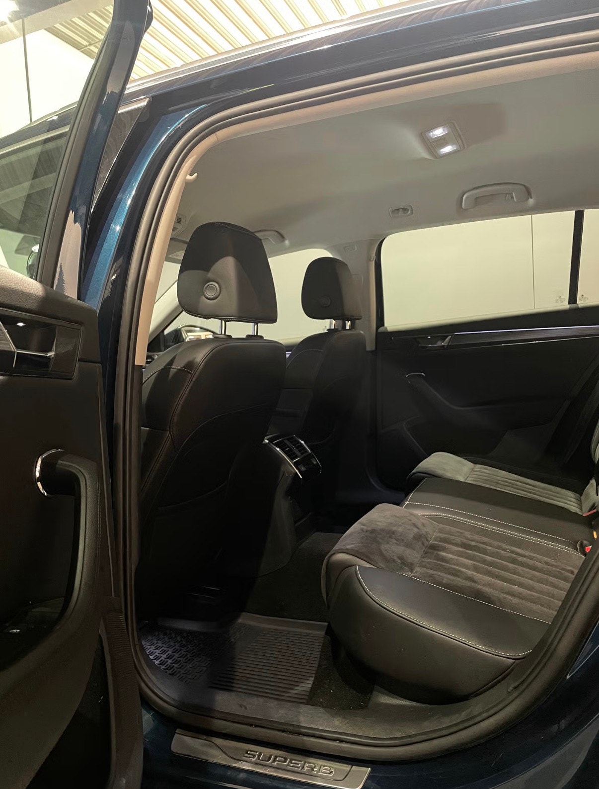 Škoda Superb iV Combi 1.4 TSI iV DSG Sequential, 218hp, 2020