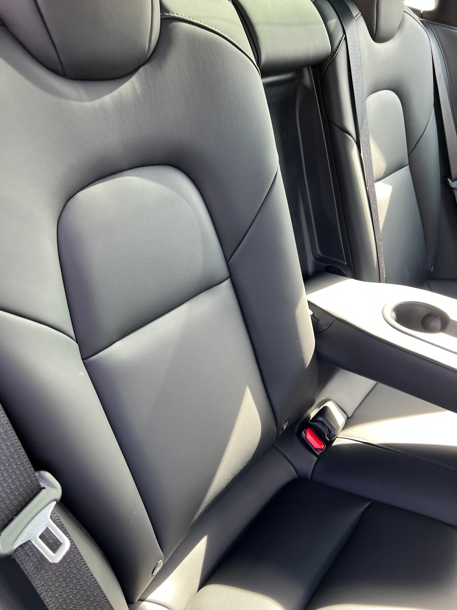 Tesla Model 3 Standard Range Plus, 325ps, 2021