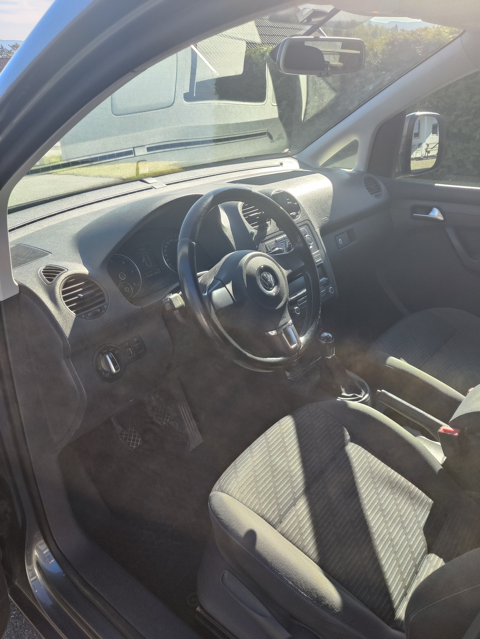 Volkswagen Caddy 1.6 TDI BMT DPF Manual, 5-trins, 102ps, 2015