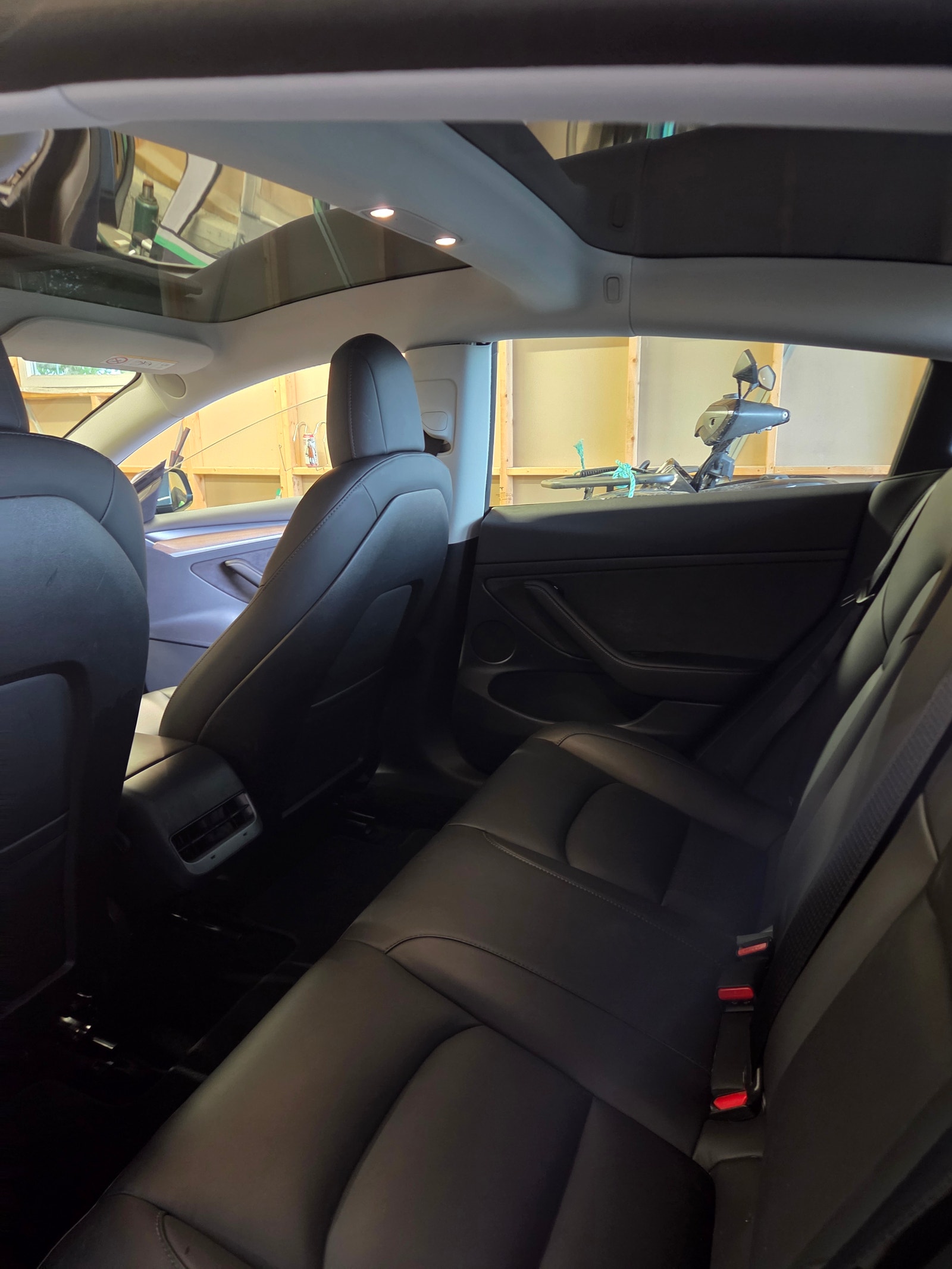 Tesla Model 3 Long Range AWD, 498hp, 2021