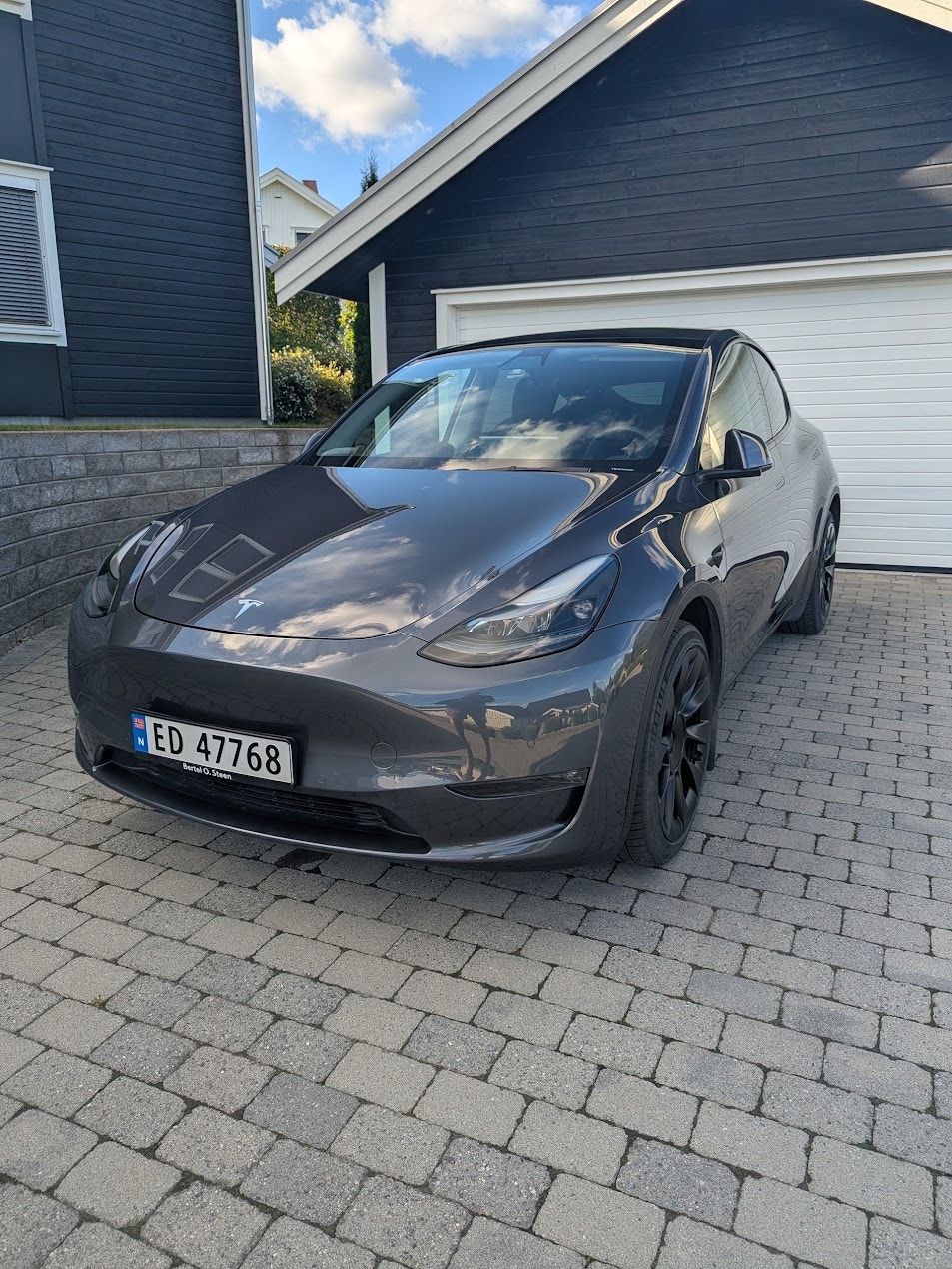 Tesla Model Y Long Range AWD, 514ps, 2021