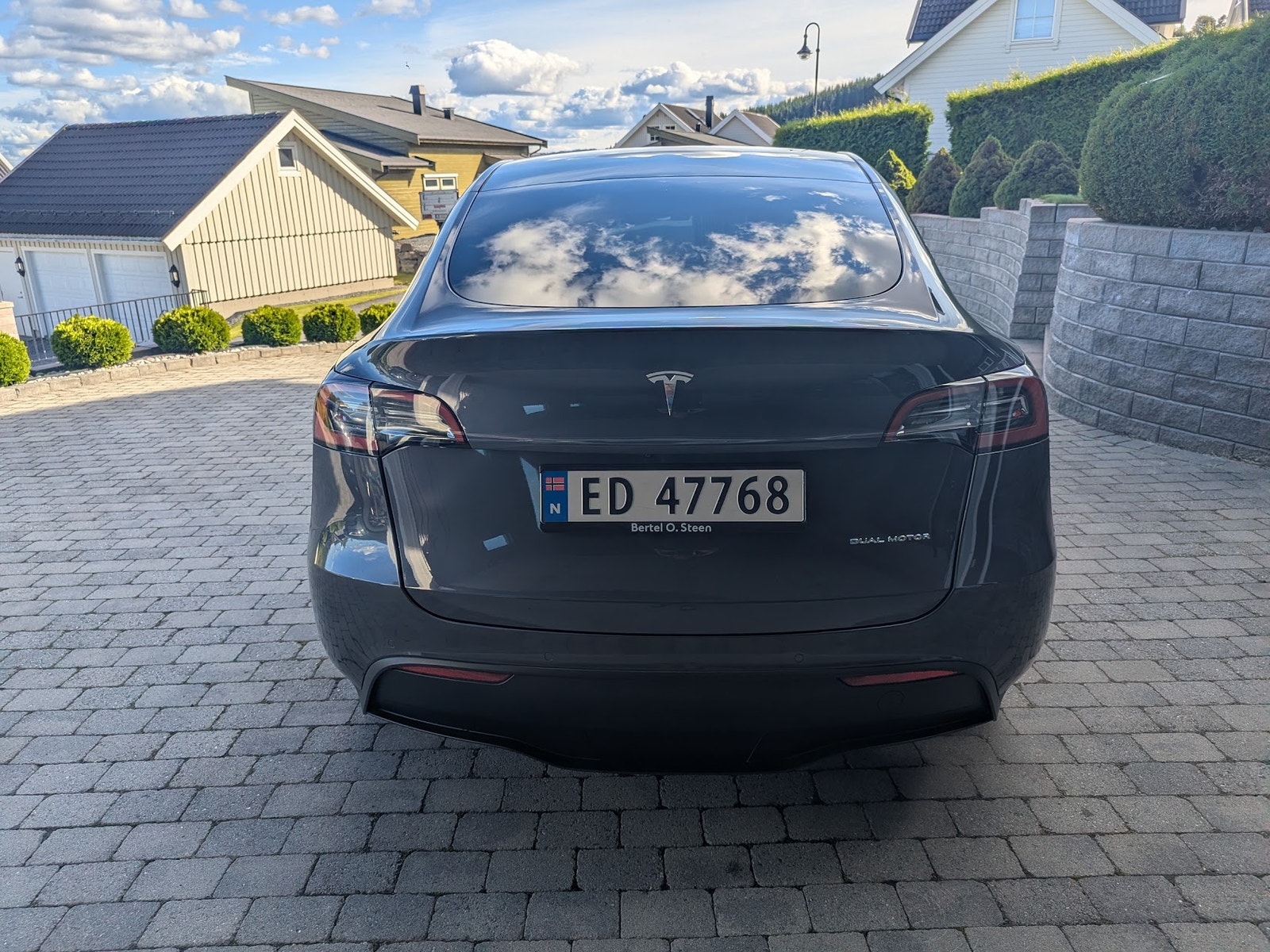 Tesla Model Y Long Range AWD, 514ps, 2021