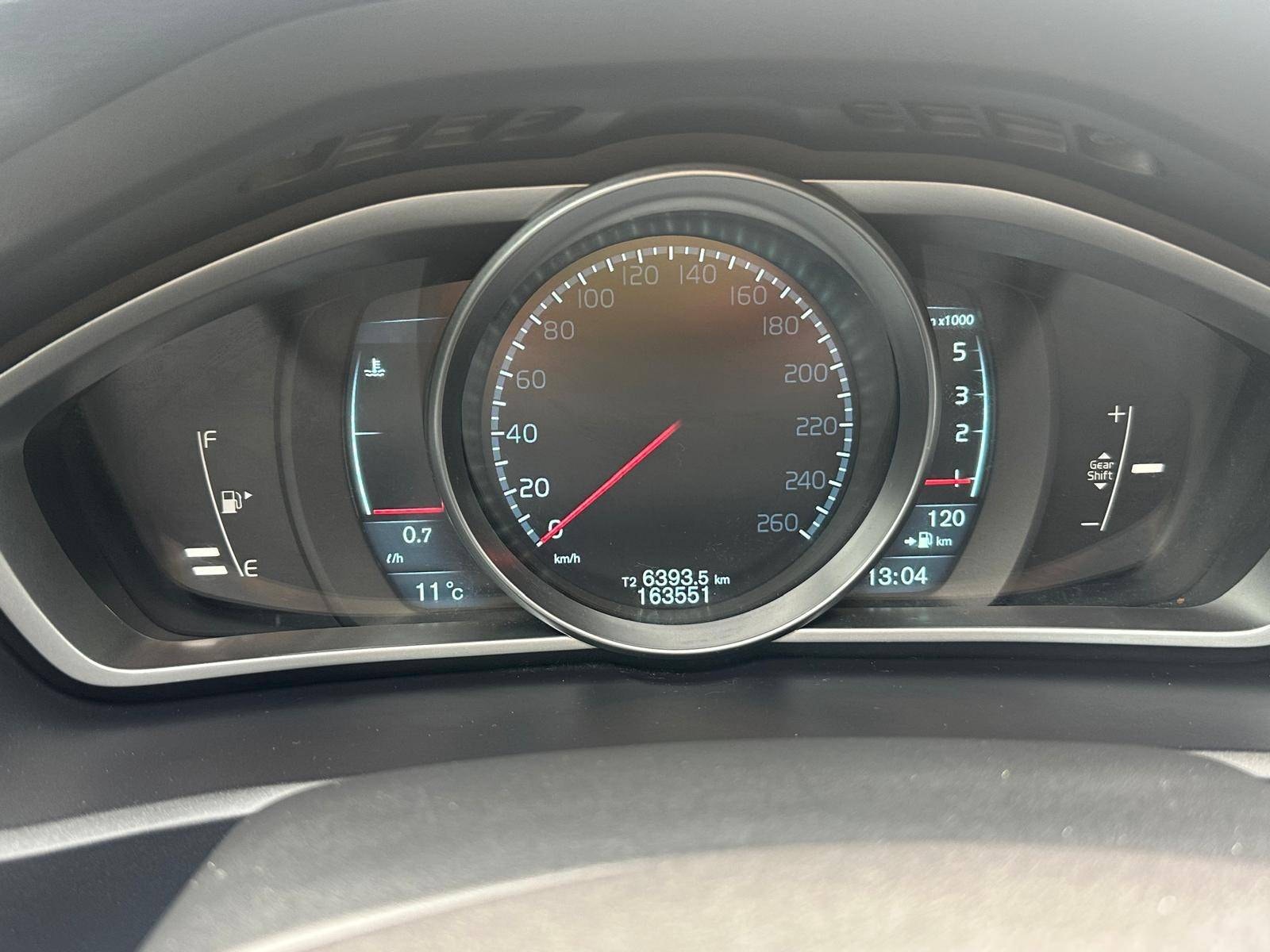Volvo V40 D2 Manual, 6-trins, 115ps, 2014