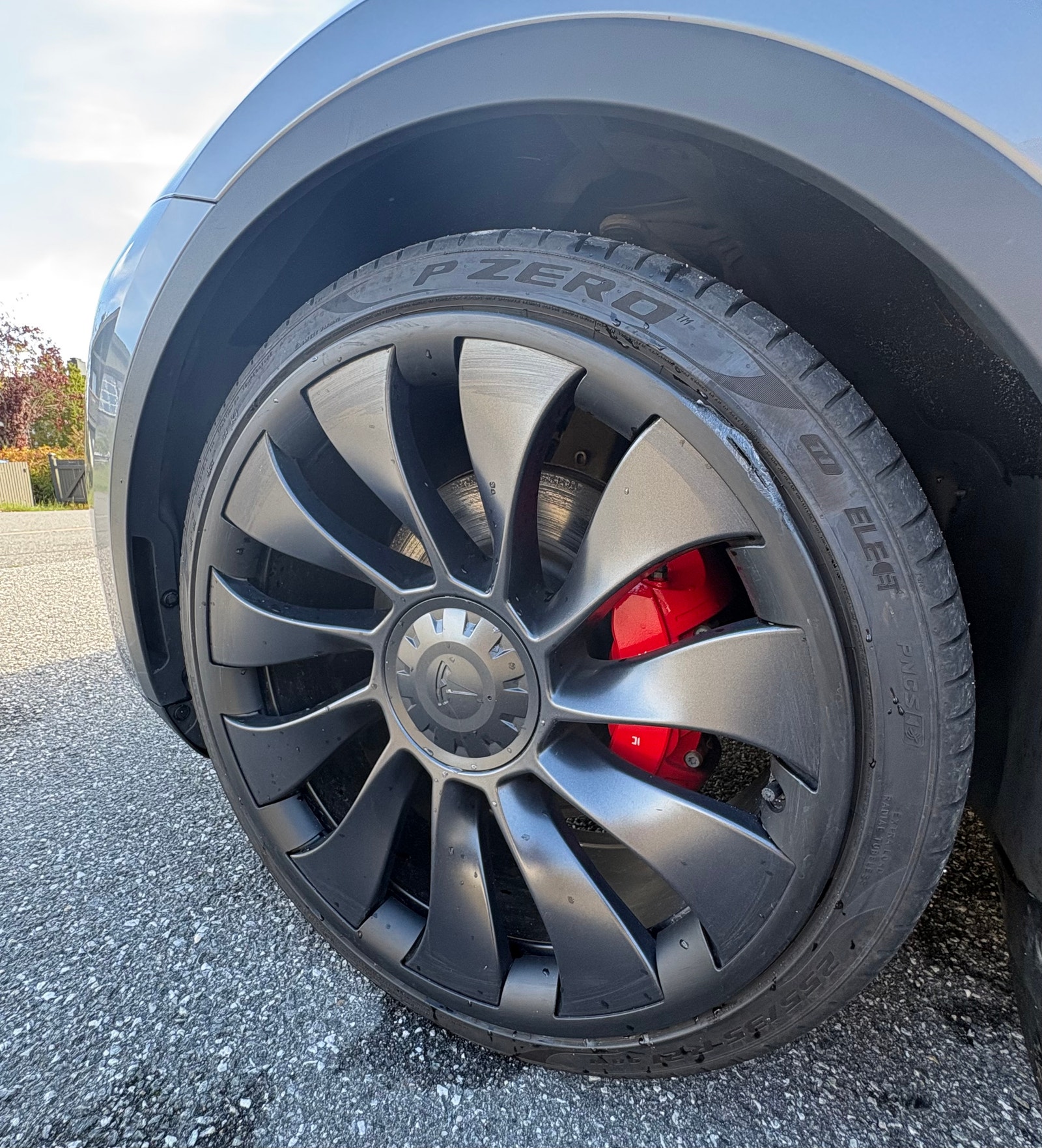 Tesla Model Y Performance, 534hk, 2023