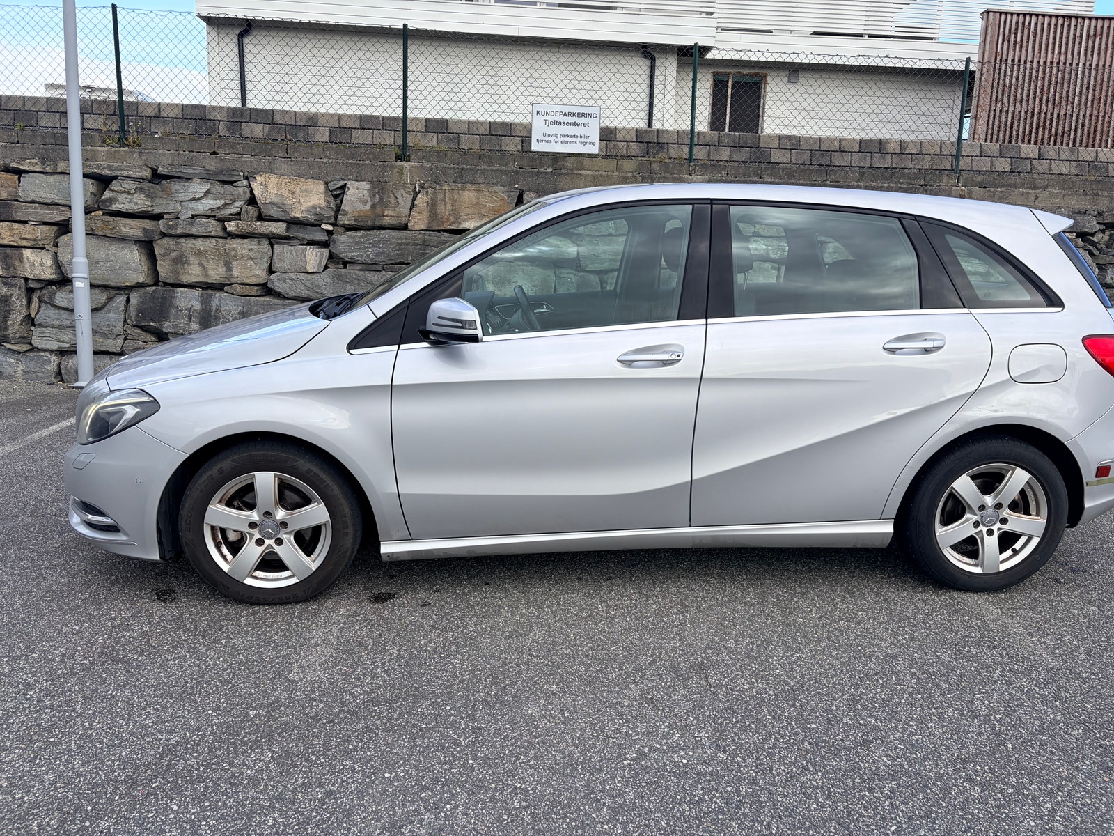 Mercedes-Benz B 180 CDI BlueEFFICIENCY 7G-DCT, 109ps, 2012