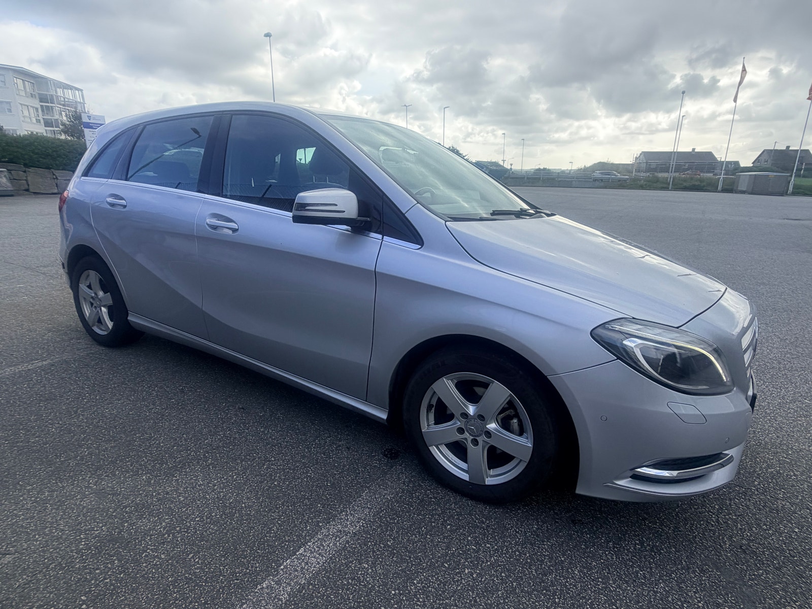Mercedes-Benz B 180 CDI BlueEFFICIENCY 7G-DCT, 109ps, 2012