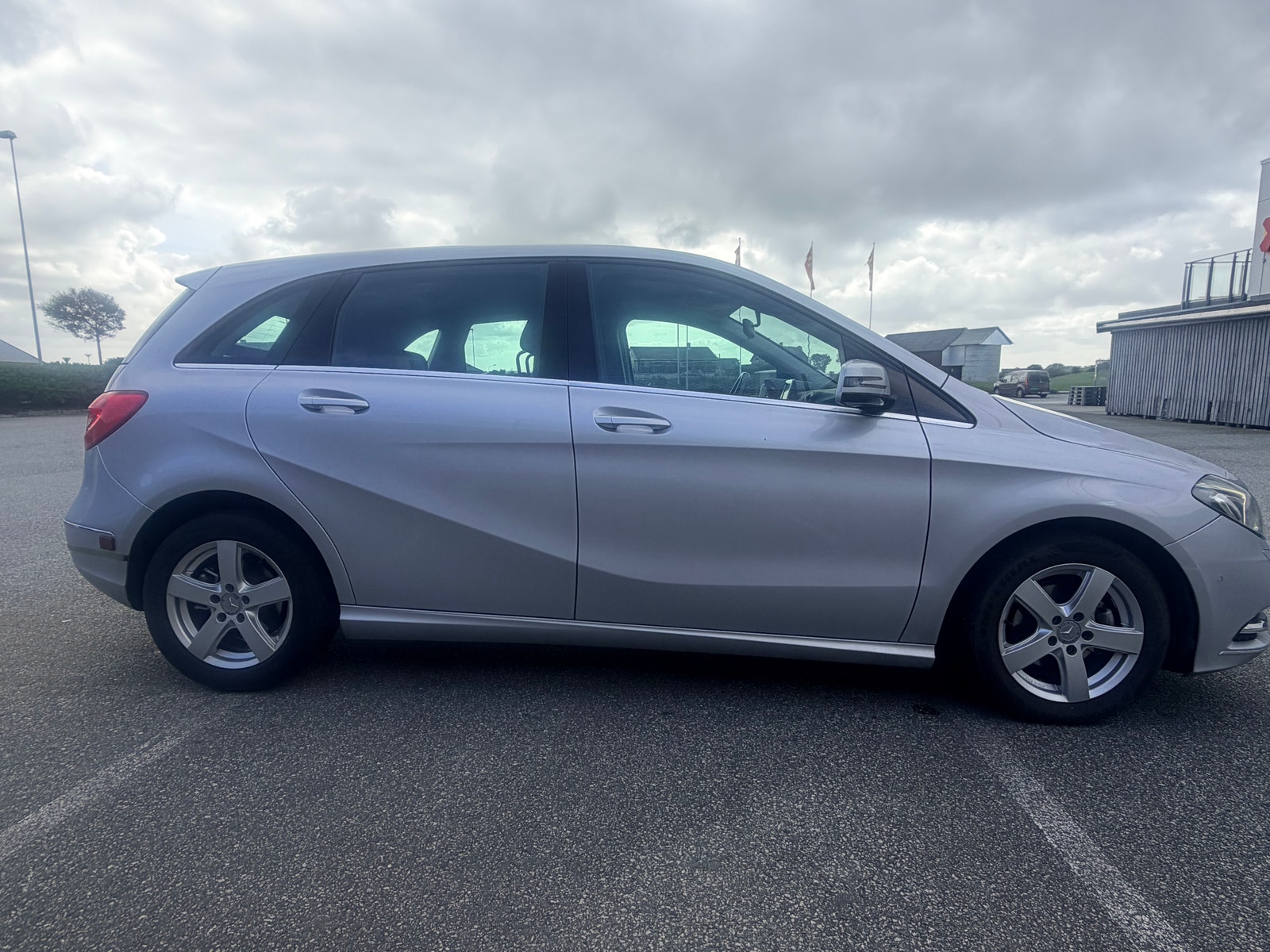 Mercedes-Benz B 180 CDI BlueEFFICIENCY 7G-DCT, 109ps, 2012