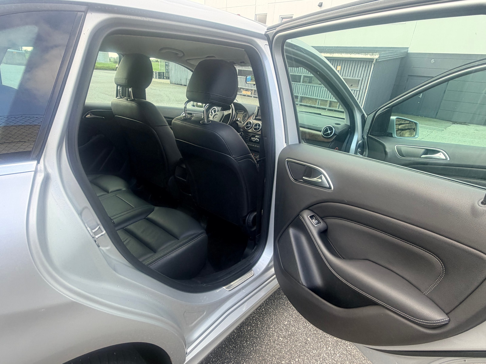 Mercedes-Benz B 180 CDI BlueEFFICIENCY 7G-DCT, 109ps, 2012