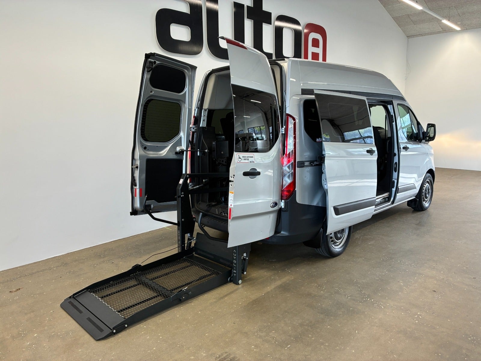 Ford Transit Custom 310 Combi 2.0 TDCi SelectShift, 6-trins, 130ps, 2016