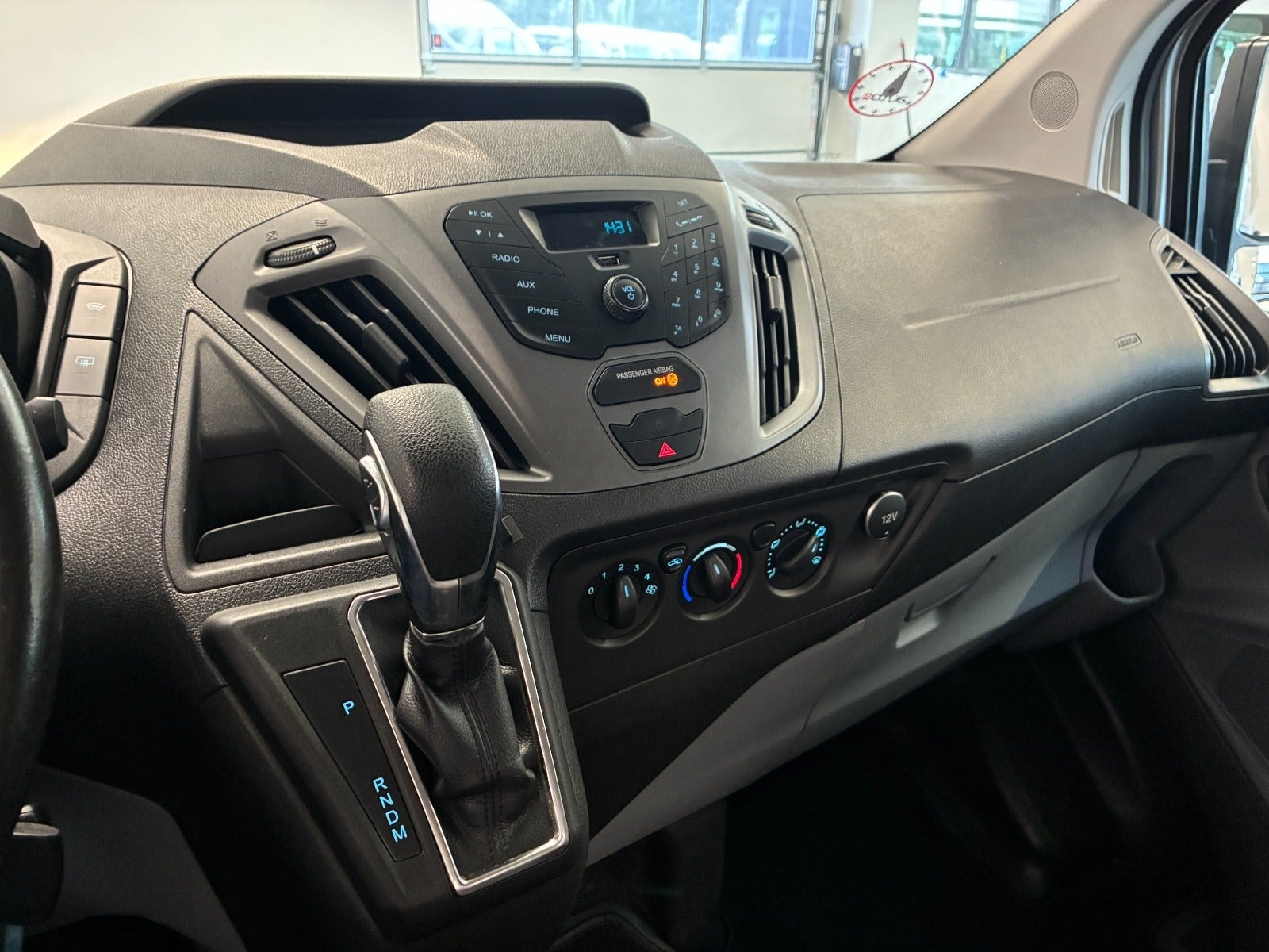 Ford Transit Custom 310 Combi 2.0 TDCi SelectShift, 6-trins, 130ps, 2016