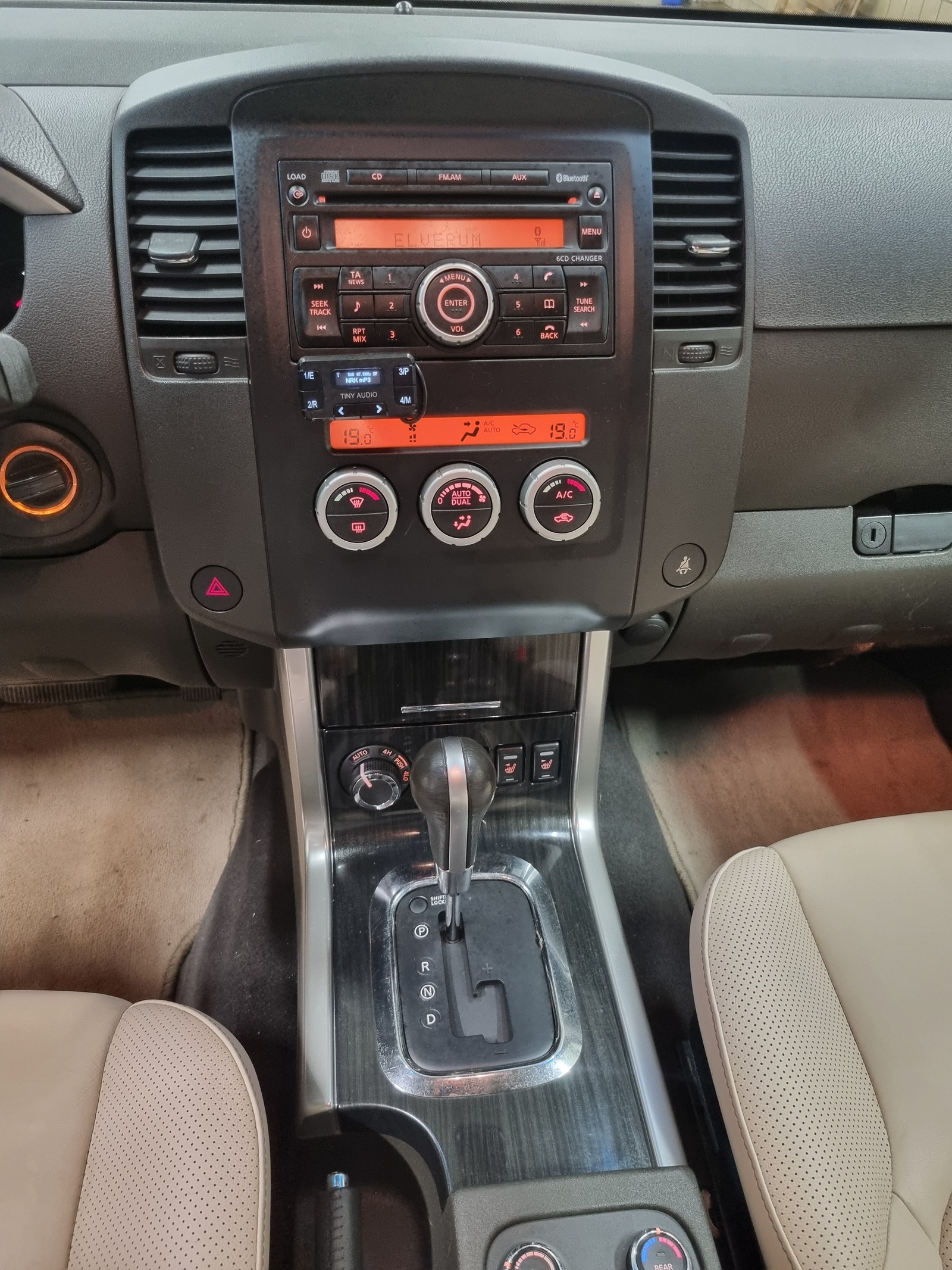 Nissan Pathfinder 3.0 V6 4WD Automatic, 231hp, 2011
