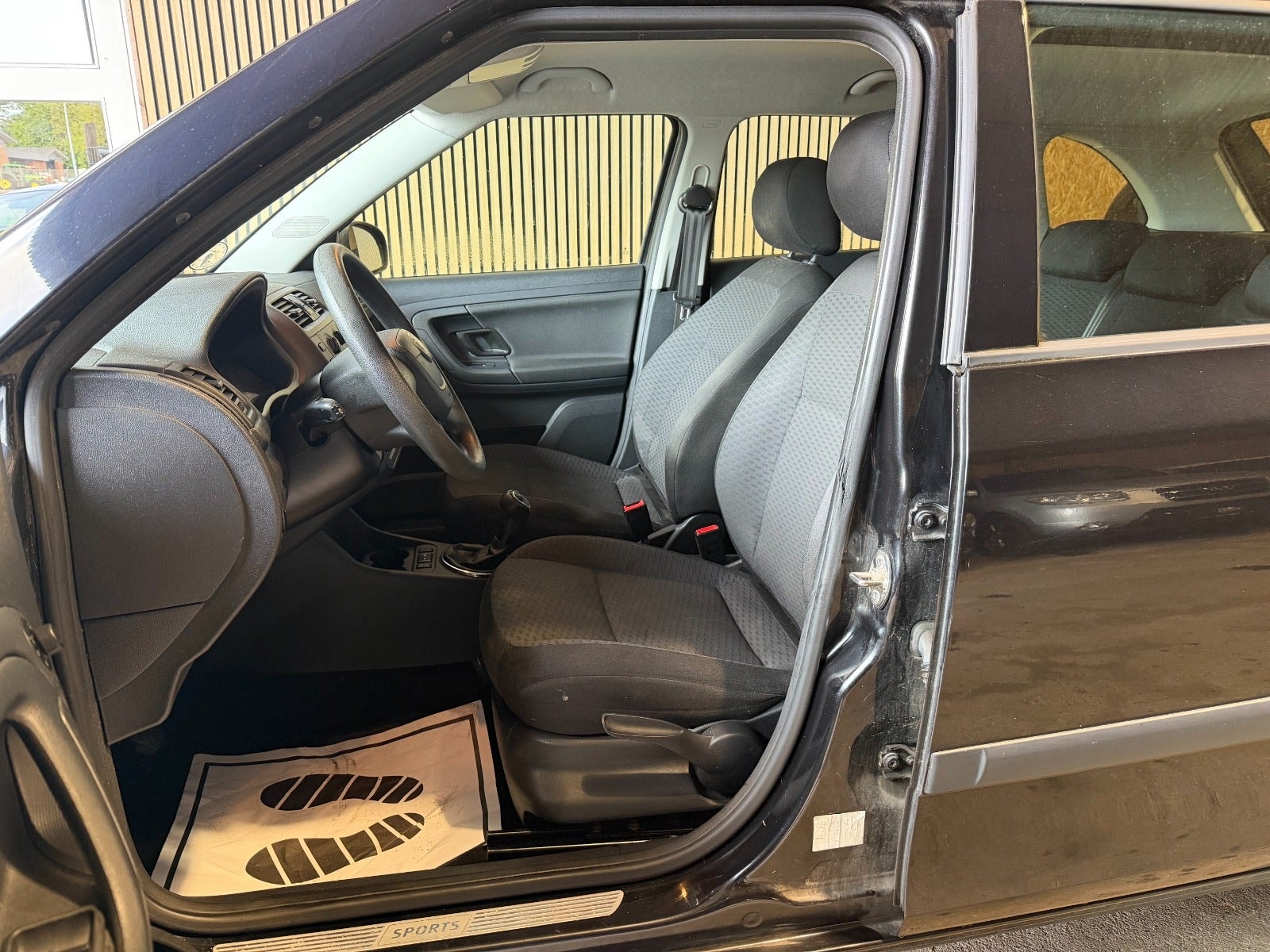 Škoda Fabia Combi 1.4 16v Manual, 5-trins, 86ps, 2011