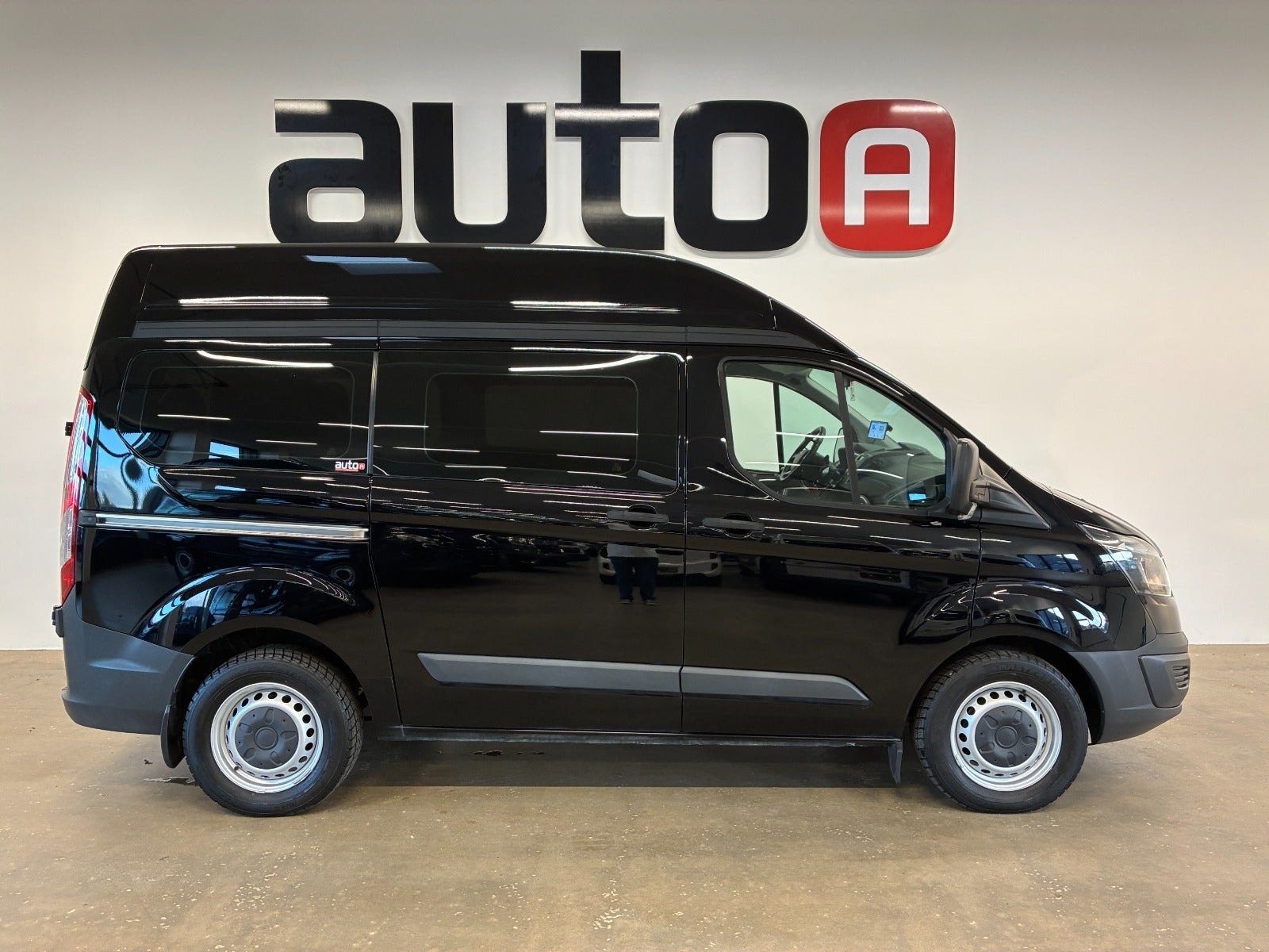 Ford Transit Custom 310 Combi 2.0 TDCi SelectShift, 6-trins, 130ps, 2018