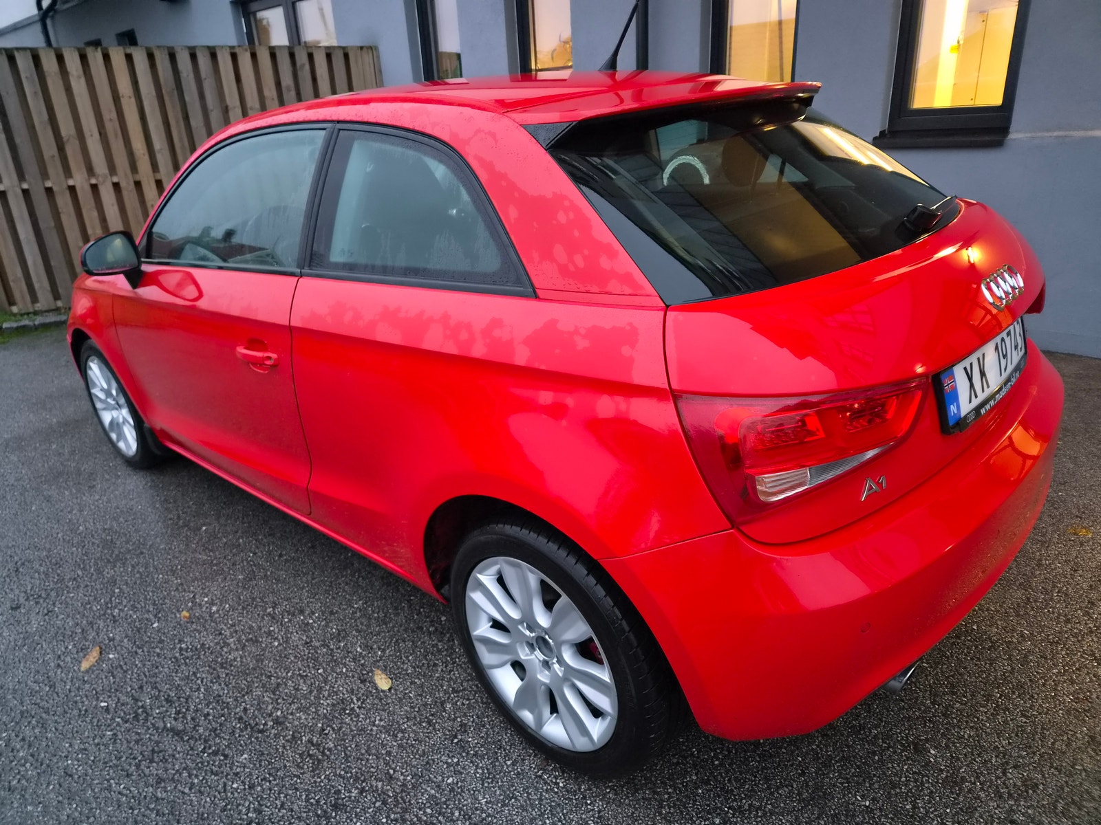 Audi A1 1.6 TDI  Manual, 105hp, 2011