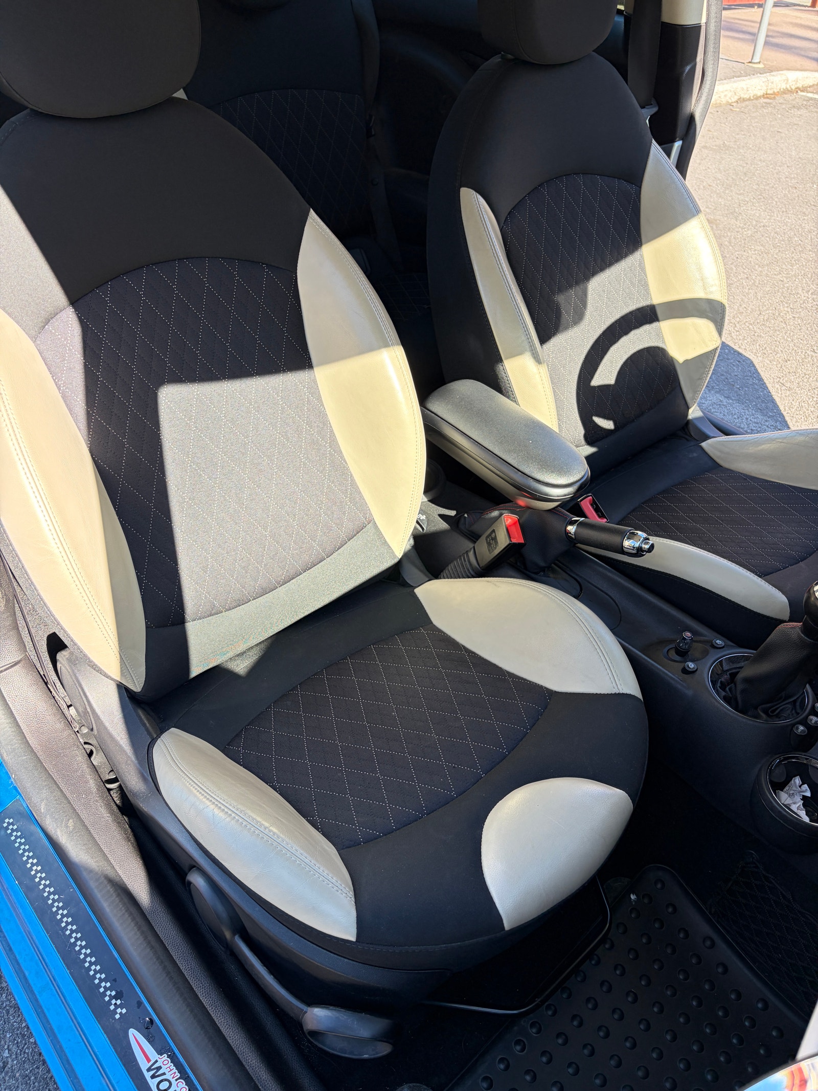MINI Cooper D Manual, 6-trins, 112ps, 2011