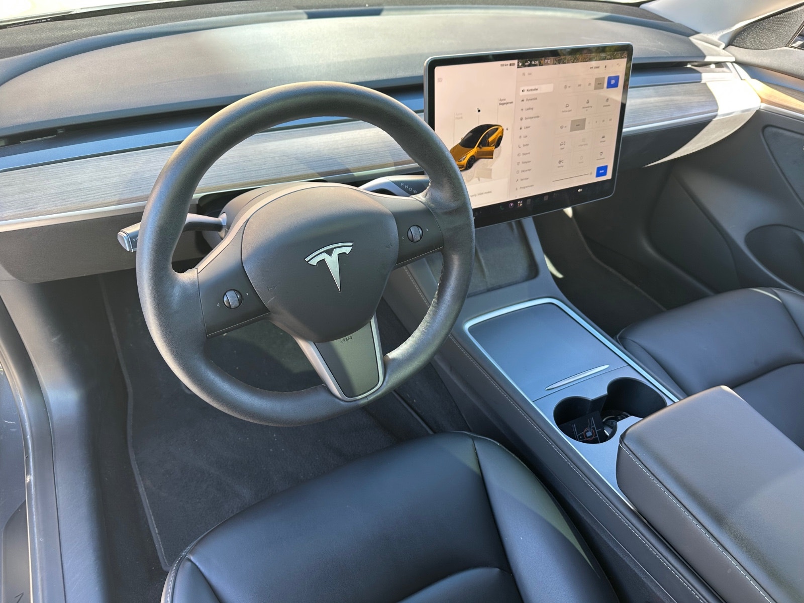 Tesla Model 3 Performance, 534ps, 2022