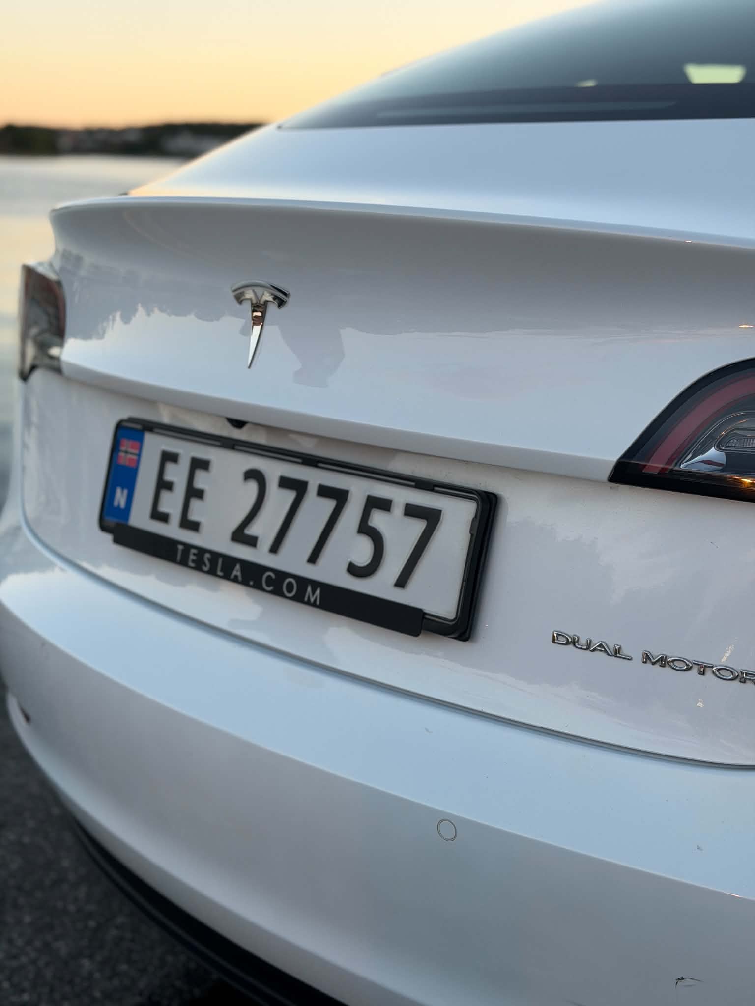 Tesla Model 3 Long Range AWD, 498ps, 2022