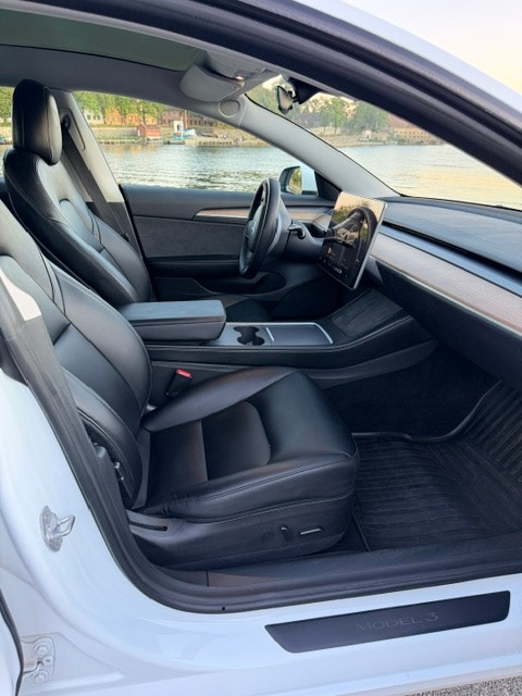 Tesla Model 3 Long Range AWD, 498ps, 2022