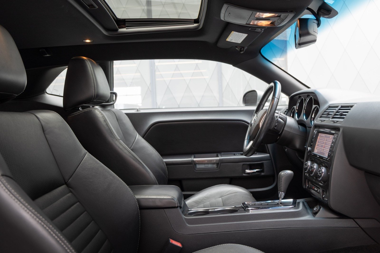 Dodge Challenger 3.6 V6 Automatic, 309hp, 2012