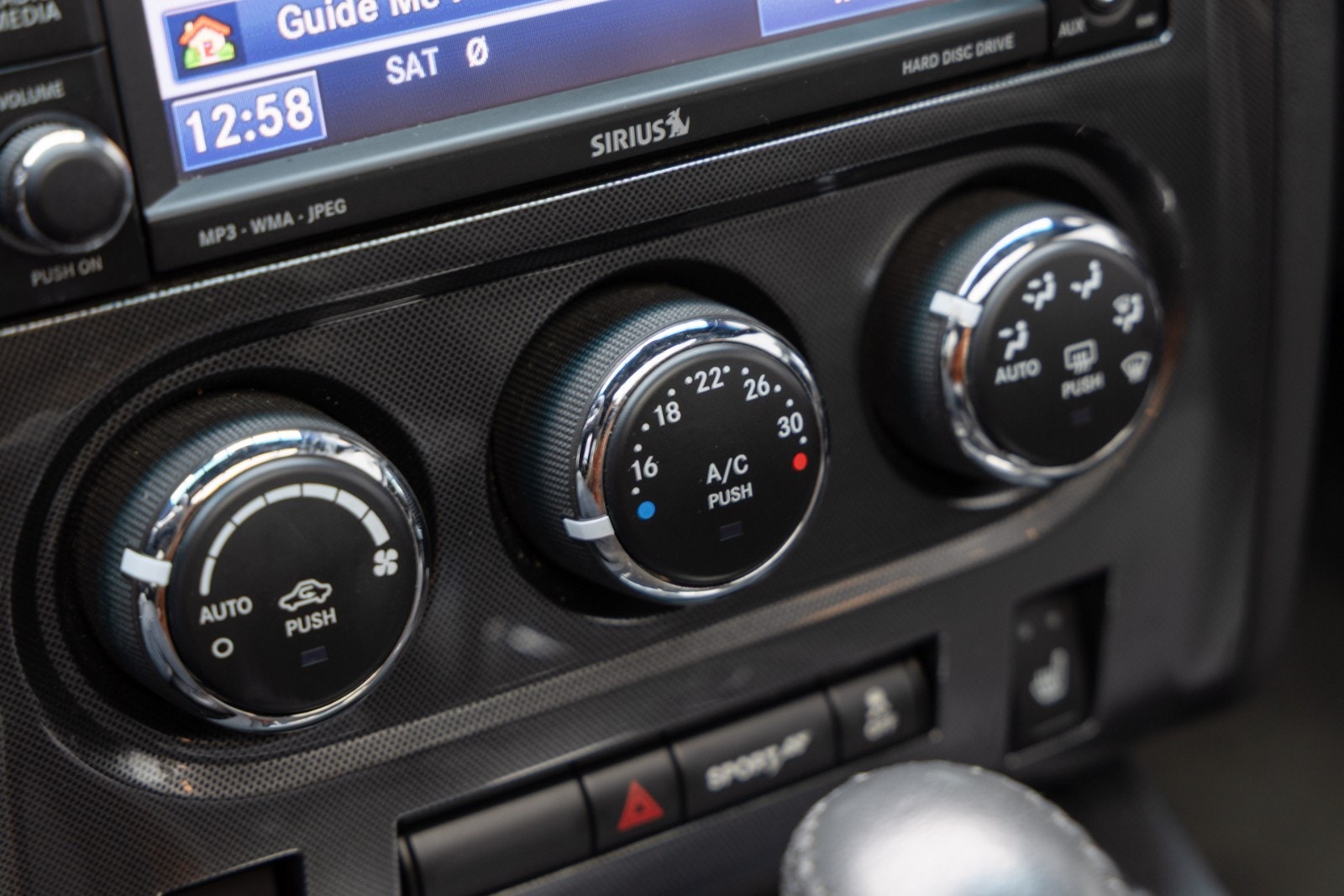 Dodge Challenger 3.6 V6 Automatic, 309hp, 2012