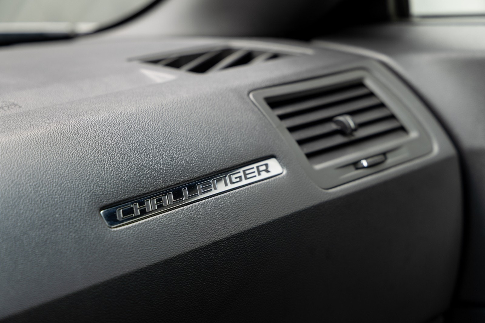 Dodge Challenger 3.6 V6 Automatic, 309hp, 2012