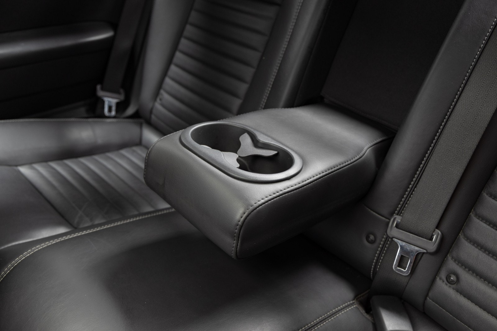 Dodge Challenger 3.6 V6 Automatic, 309hp, 2012