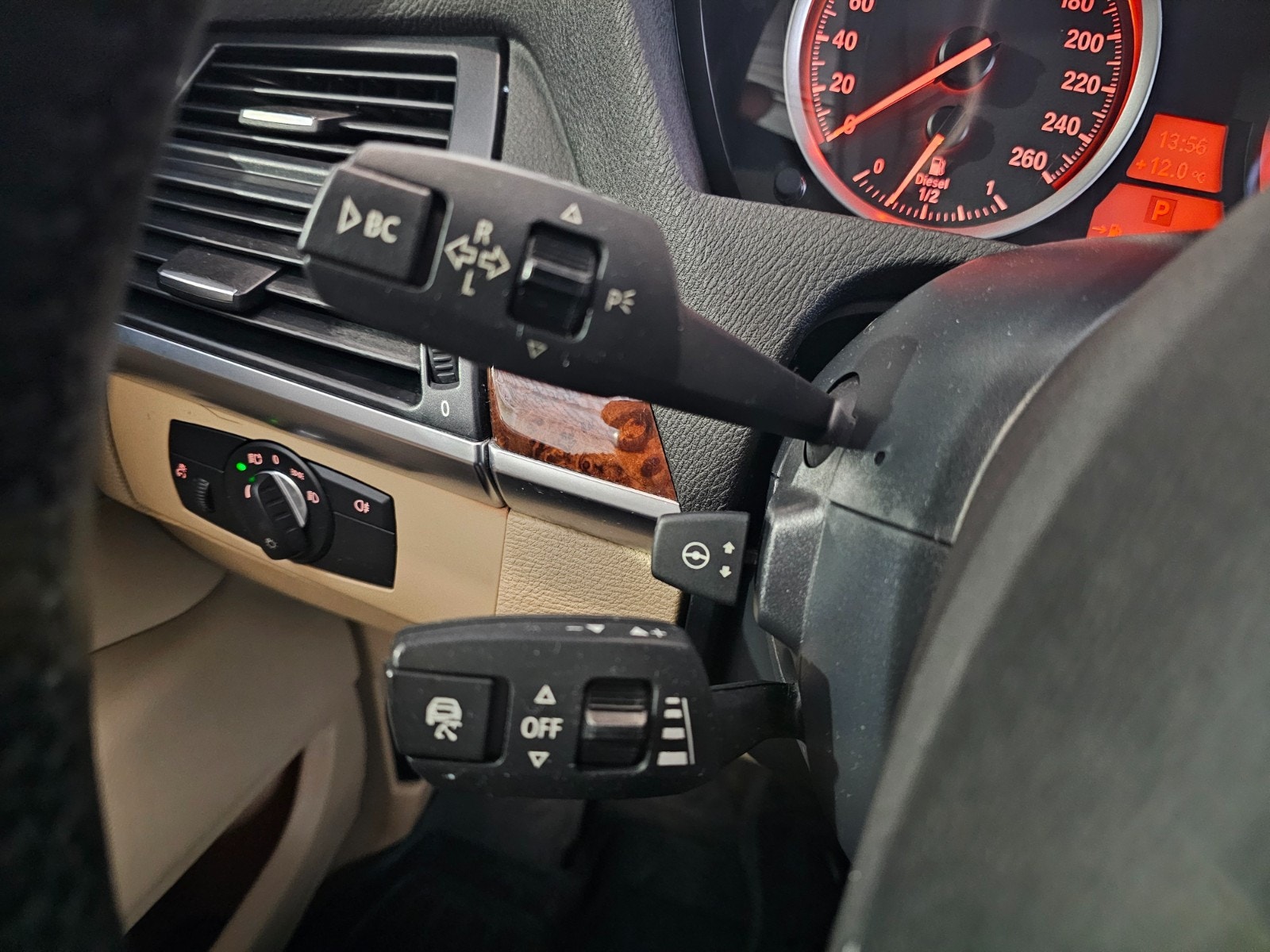 BMW X5 M50d Steptronic, 8-trins, 381ps, 2012