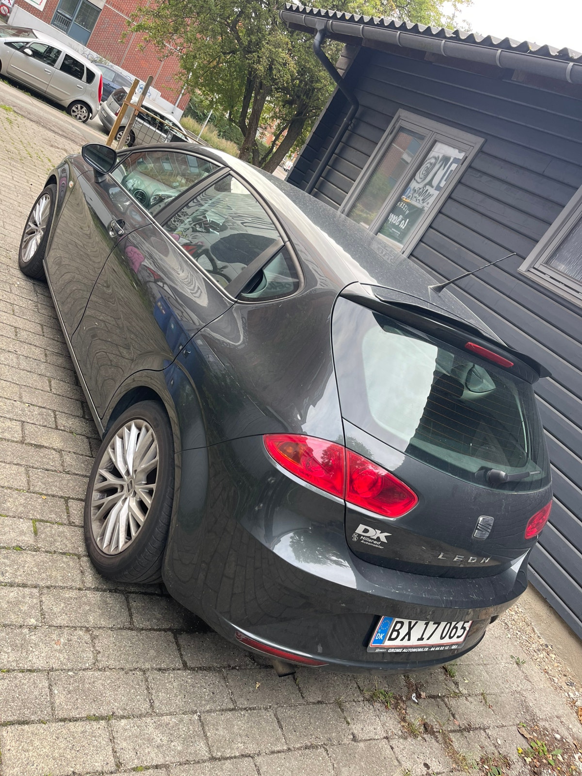 SEAT León 1.6 TDI Manual, 105hp, 2011