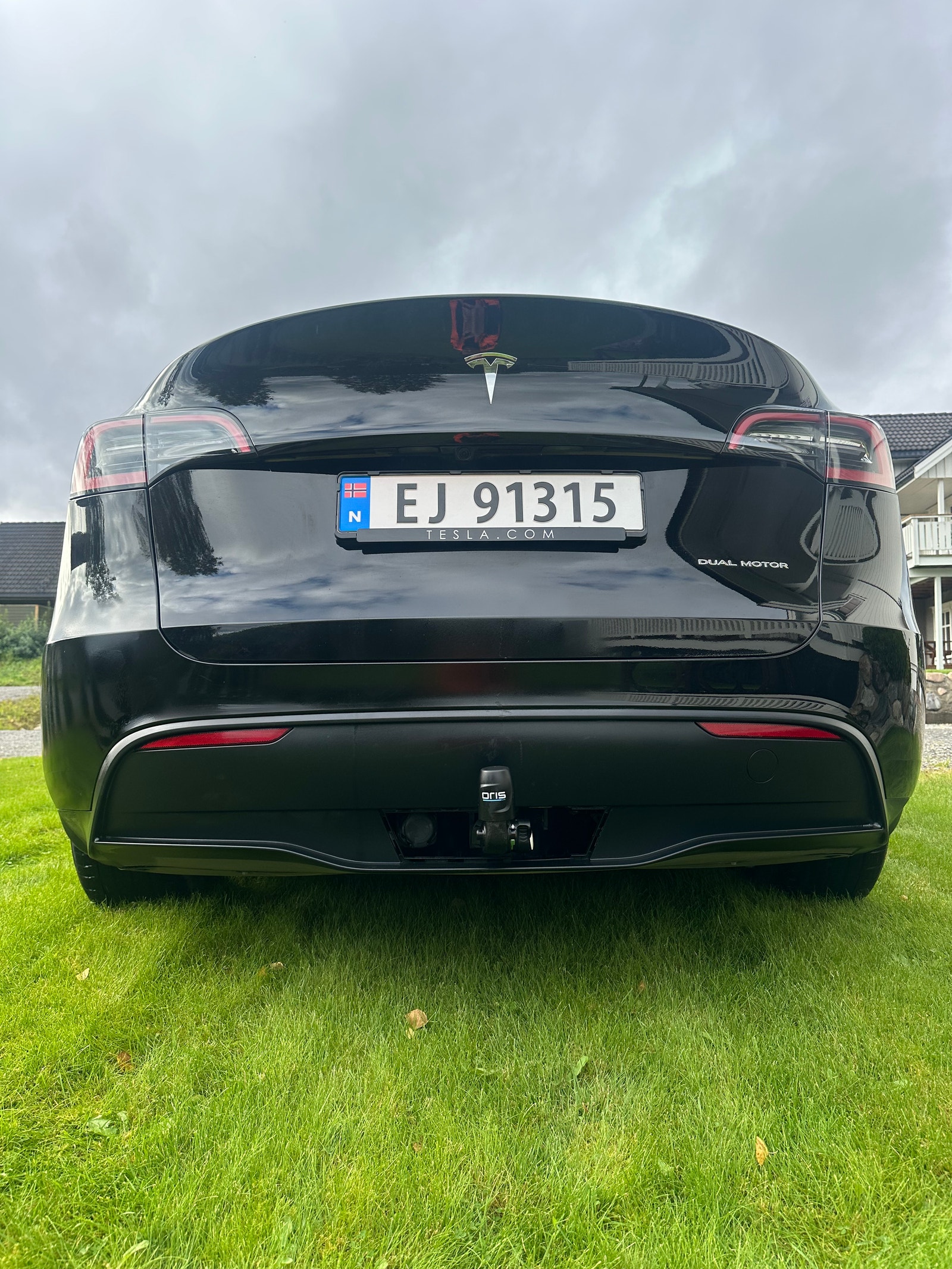 Tesla Model Y Long Range AWD, 514ps, 2025