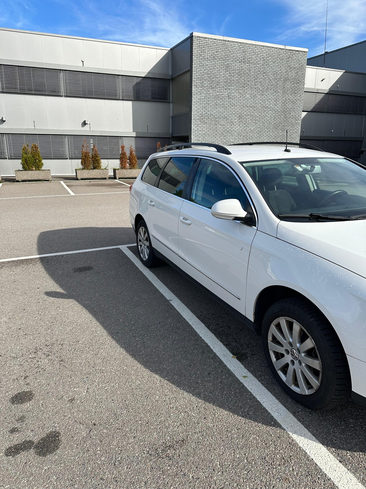 Volkswagen Passat Variant 2.0 TDI DPF DSG Sequential, 6-trins, 140ps, 2010