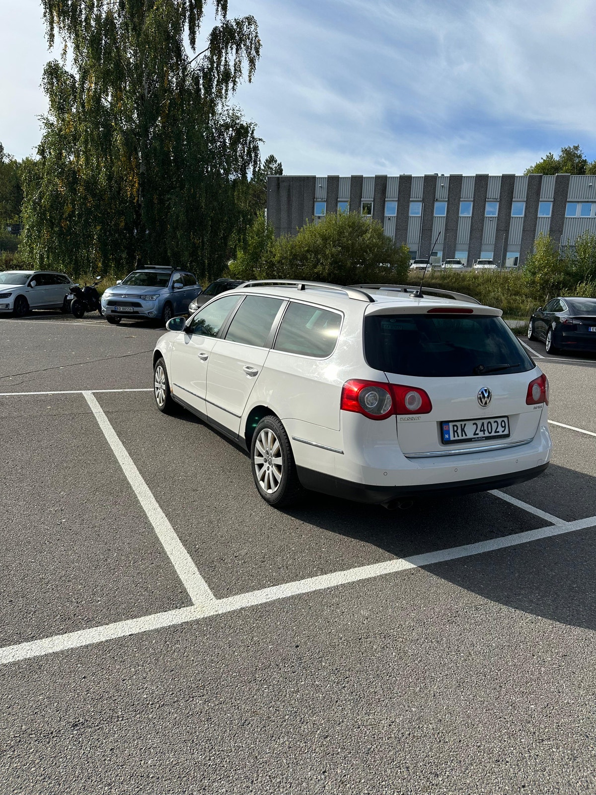 Volkswagen Passat Variant 2.0 TDI DPF DSG Sequential, 6-trins, 140ps, 2010