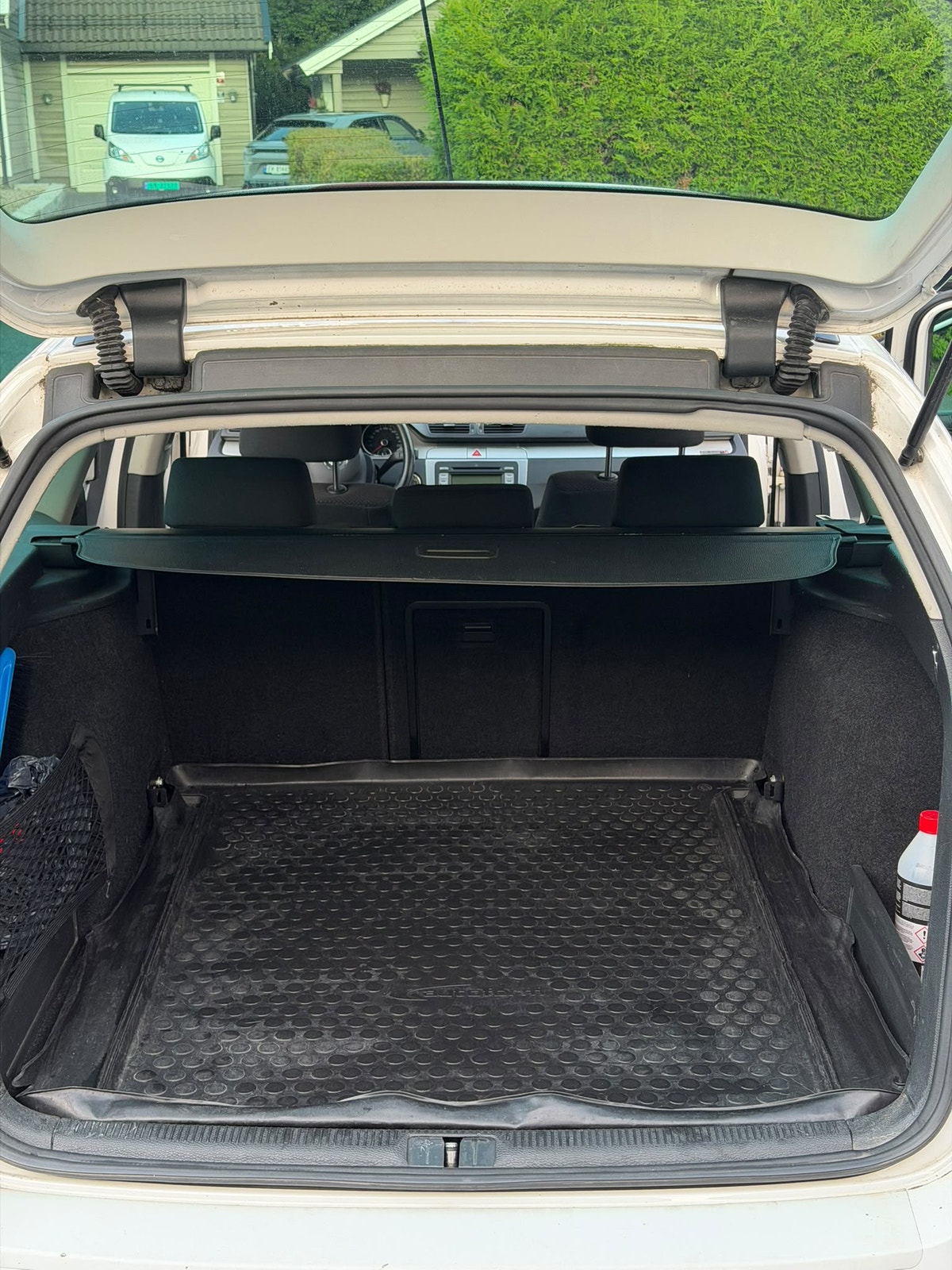 Volkswagen Passat Variant 2.0 TDI DPF DSG Sequential, 6-trins, 140ps, 2010