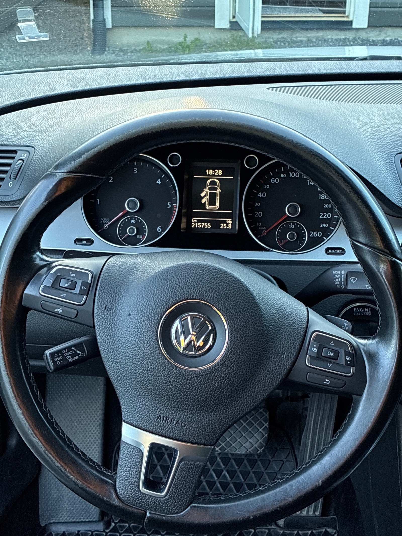Volkswagen Passat Variant 2.0 TDI DPF DSG Sequential, 6-trins, 140ps, 2010
