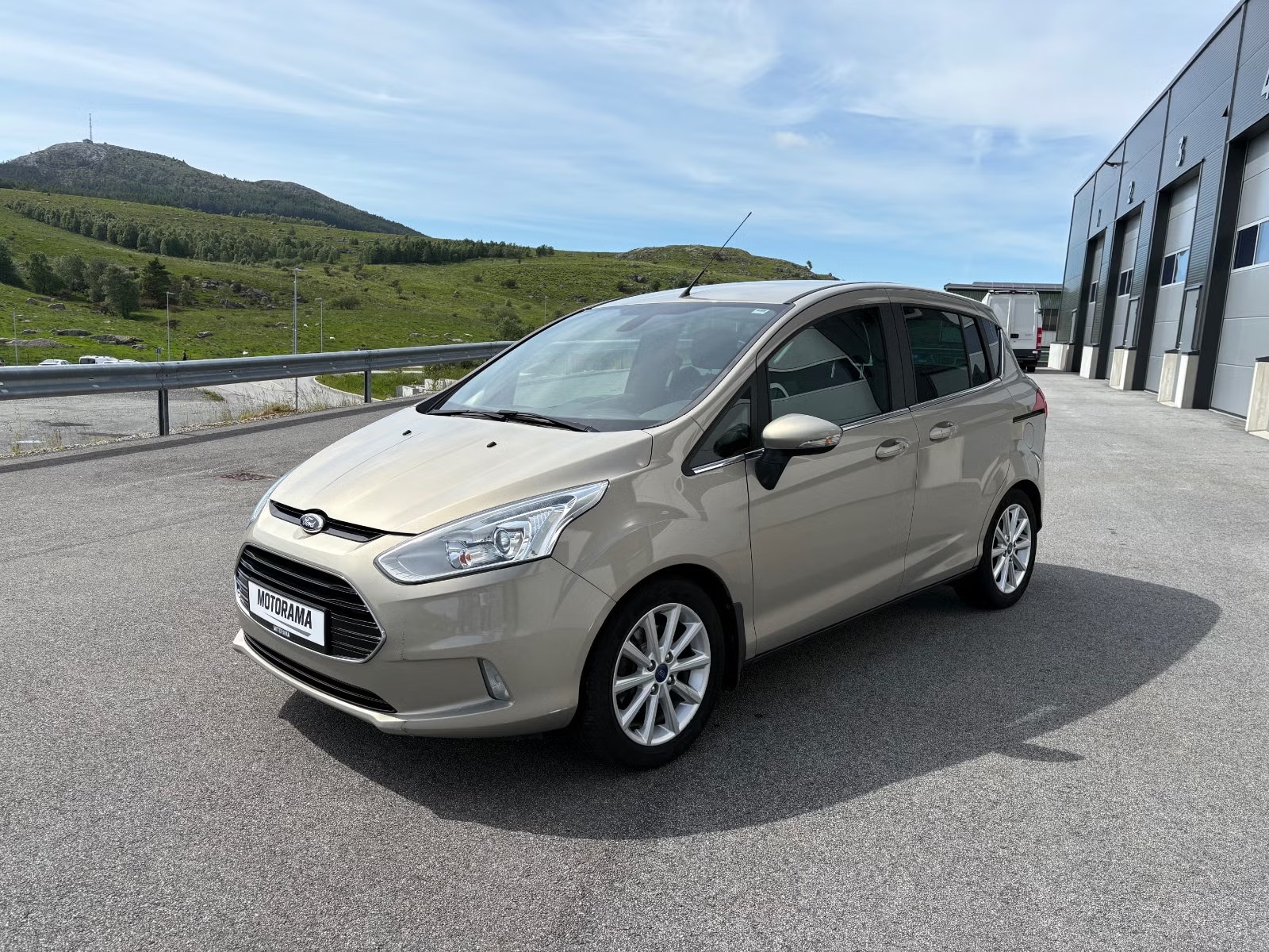 Ford B-Max 1.6 Ti-VCT Powershift, 105hp, 2015