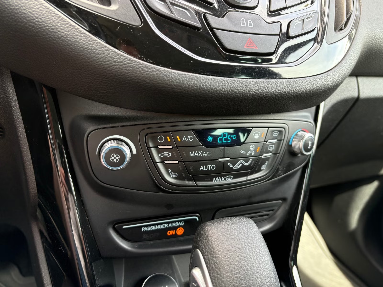 Ford B-Max 1.6 Ti-VCT Powershift, 105hp, 2015