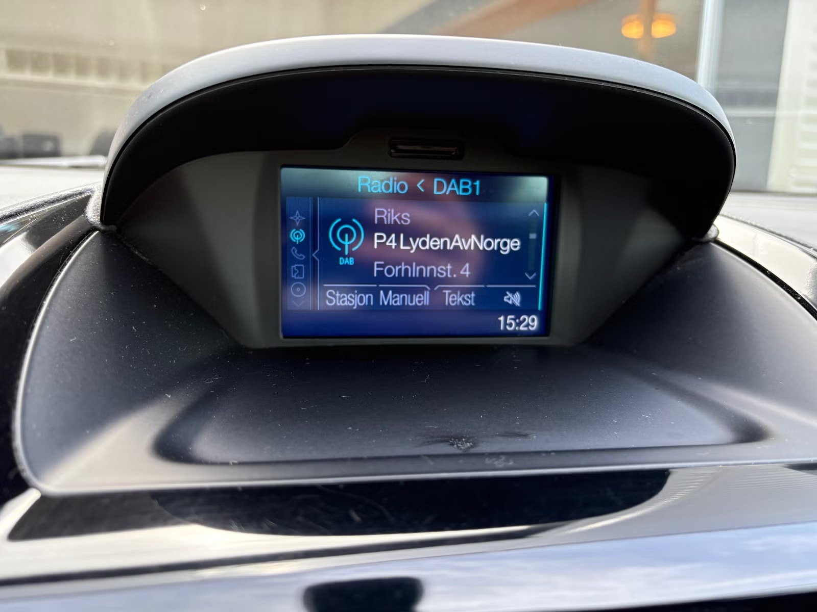Ford B-Max 1.6 Ti-VCT Powershift, 105hp, 2015