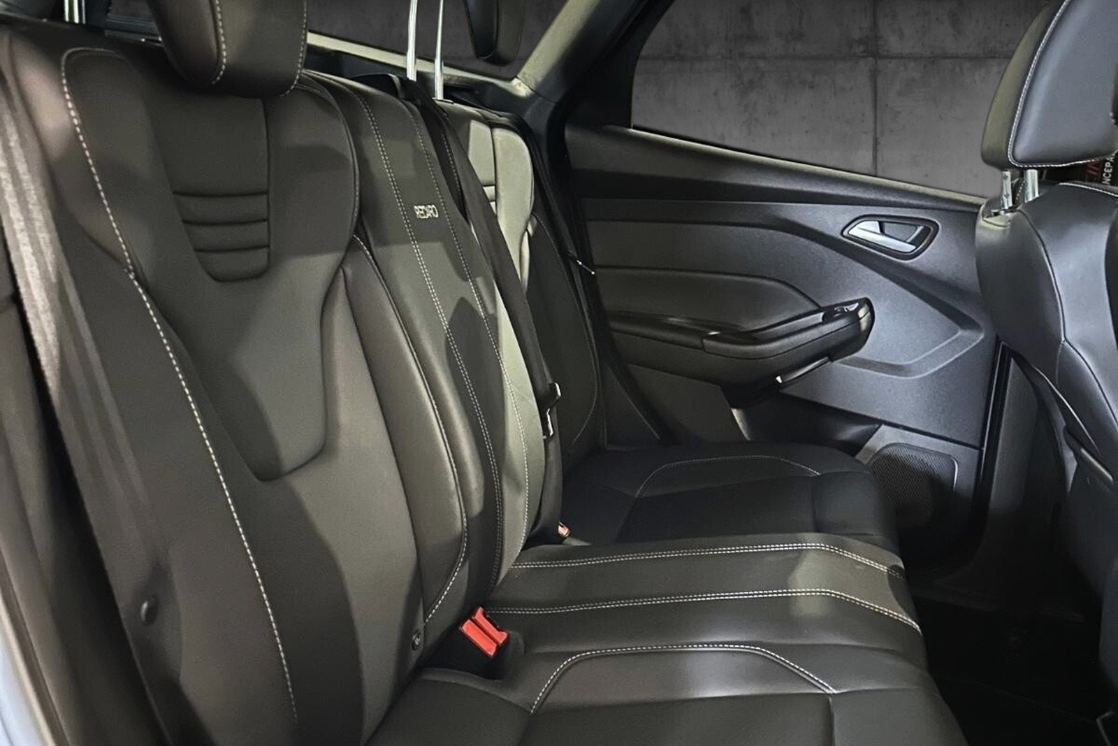 Ford Focus ST Combi Powershift 6, 6-trins, 185ps, 2018