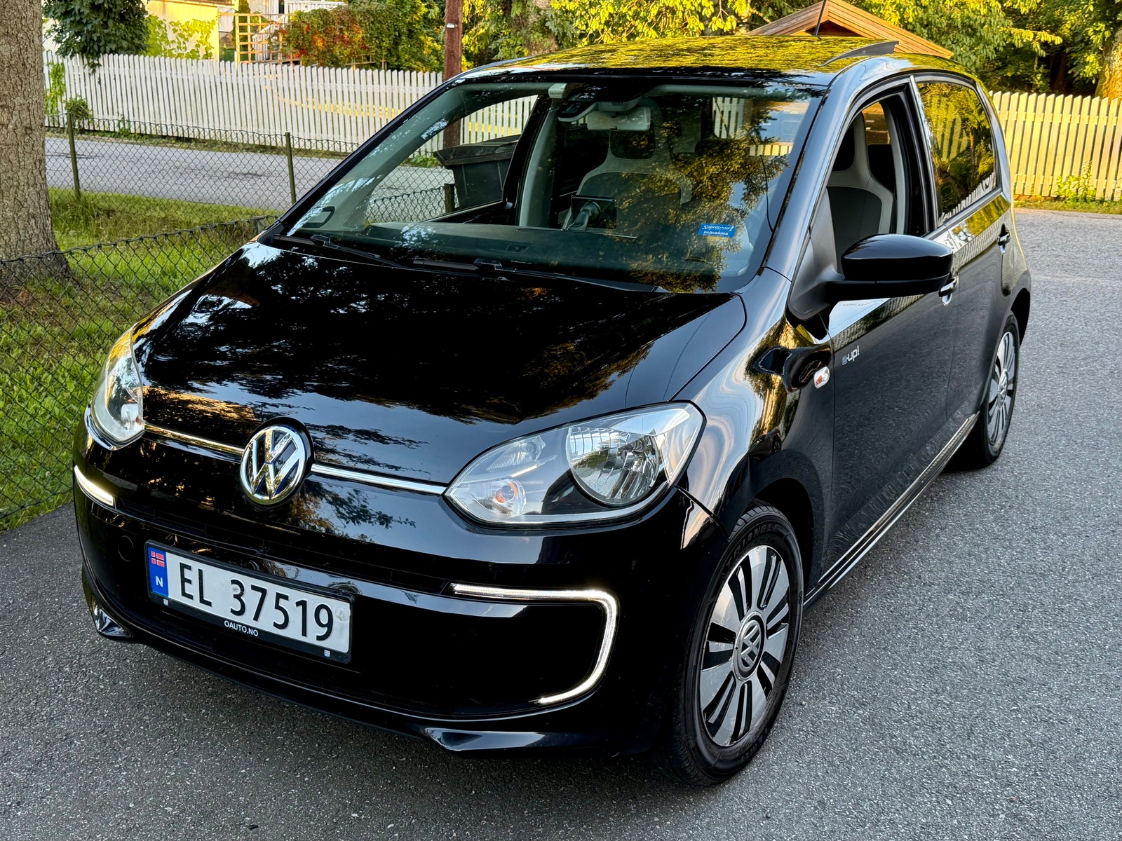 Volkswagen e-up!, 82ps, 2014