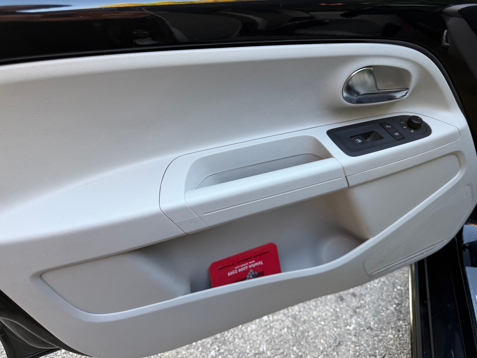 Volkswagen e-up!, 82ps, 2014